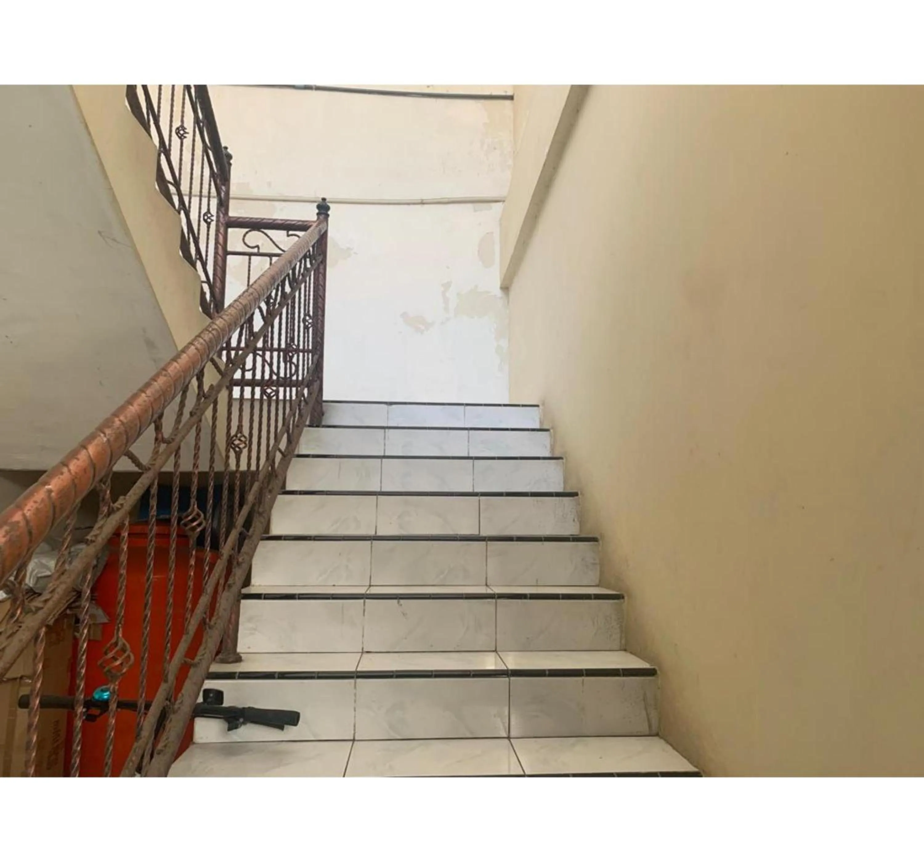 Lobby or reception in Hotel O Wisma Astukara Syariah Near Sejahtera Department Store Pinrang