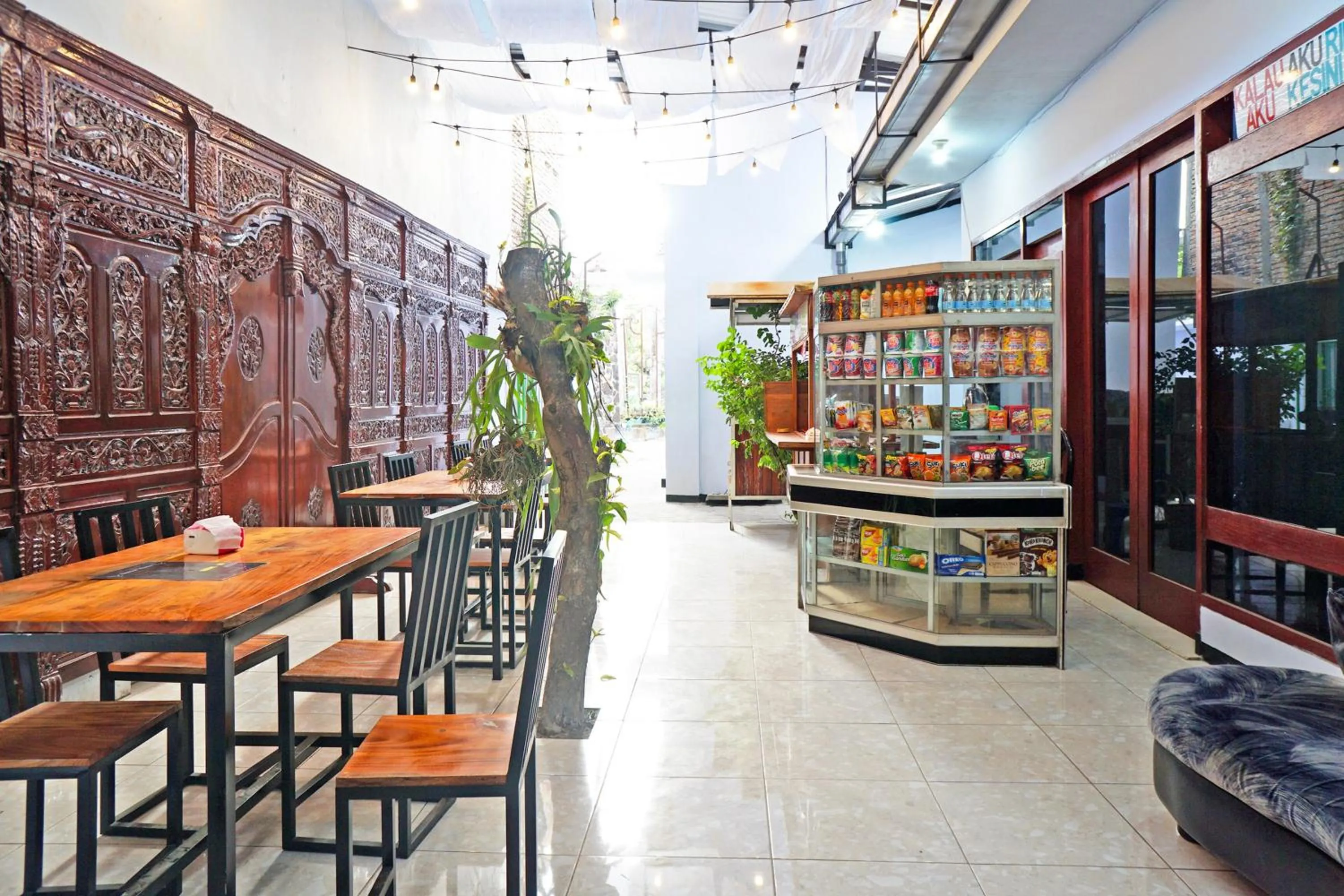 Lobby or reception in Hotel O Trisna Patihan Resort