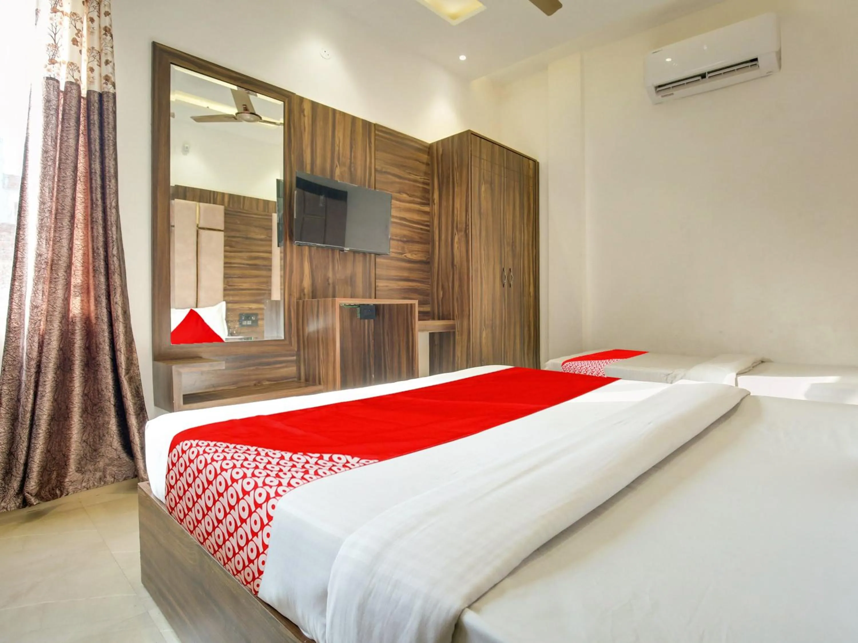 Bedroom, Bed in Hotel Kaushalya Royal