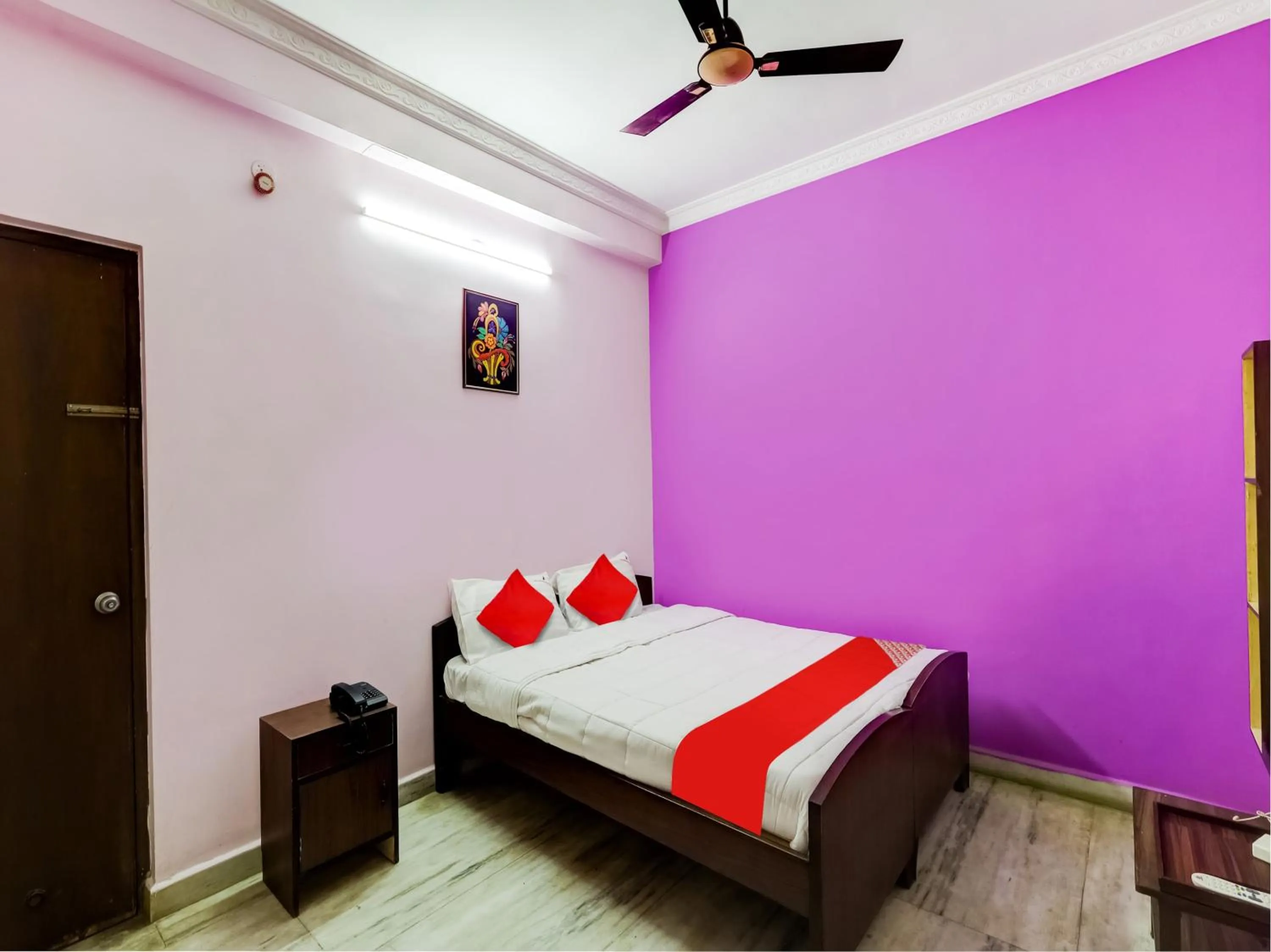 Bedroom, Bed in Hotel O Jayam Residency