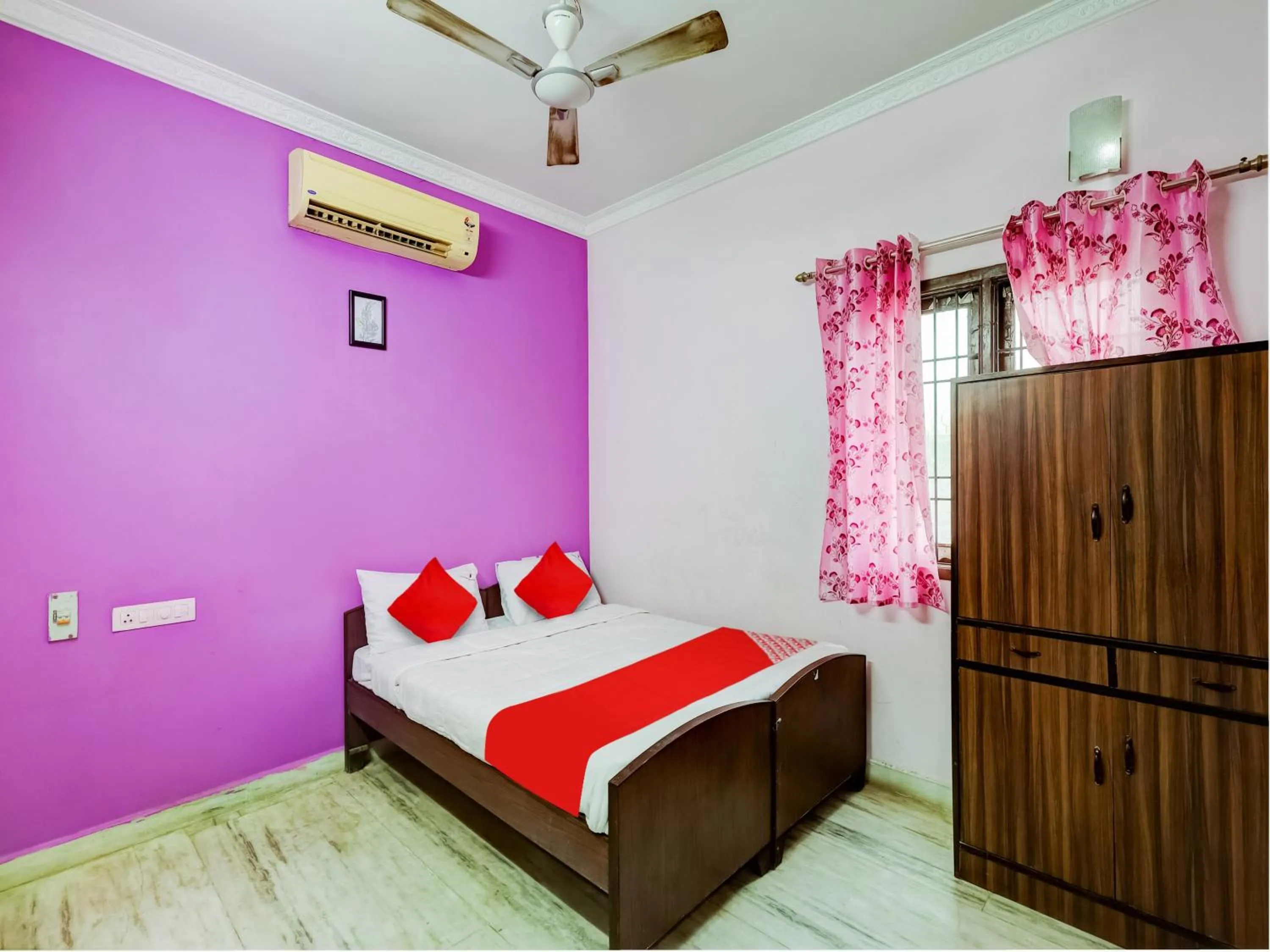 Bedroom, Bed in Hotel O Jayam Residency