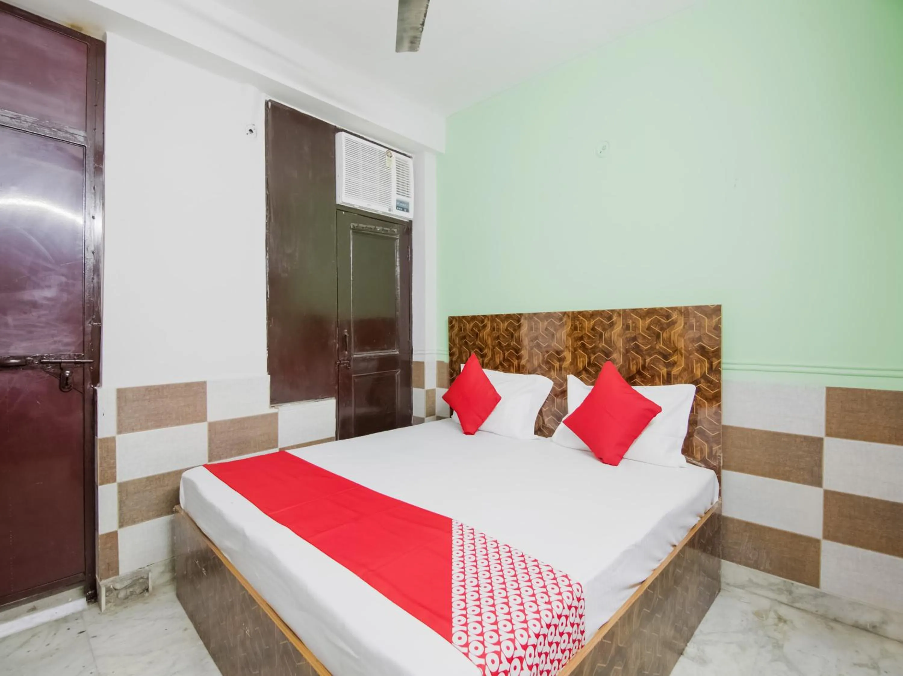 Bedroom, Bed in Hotel O Red Rose