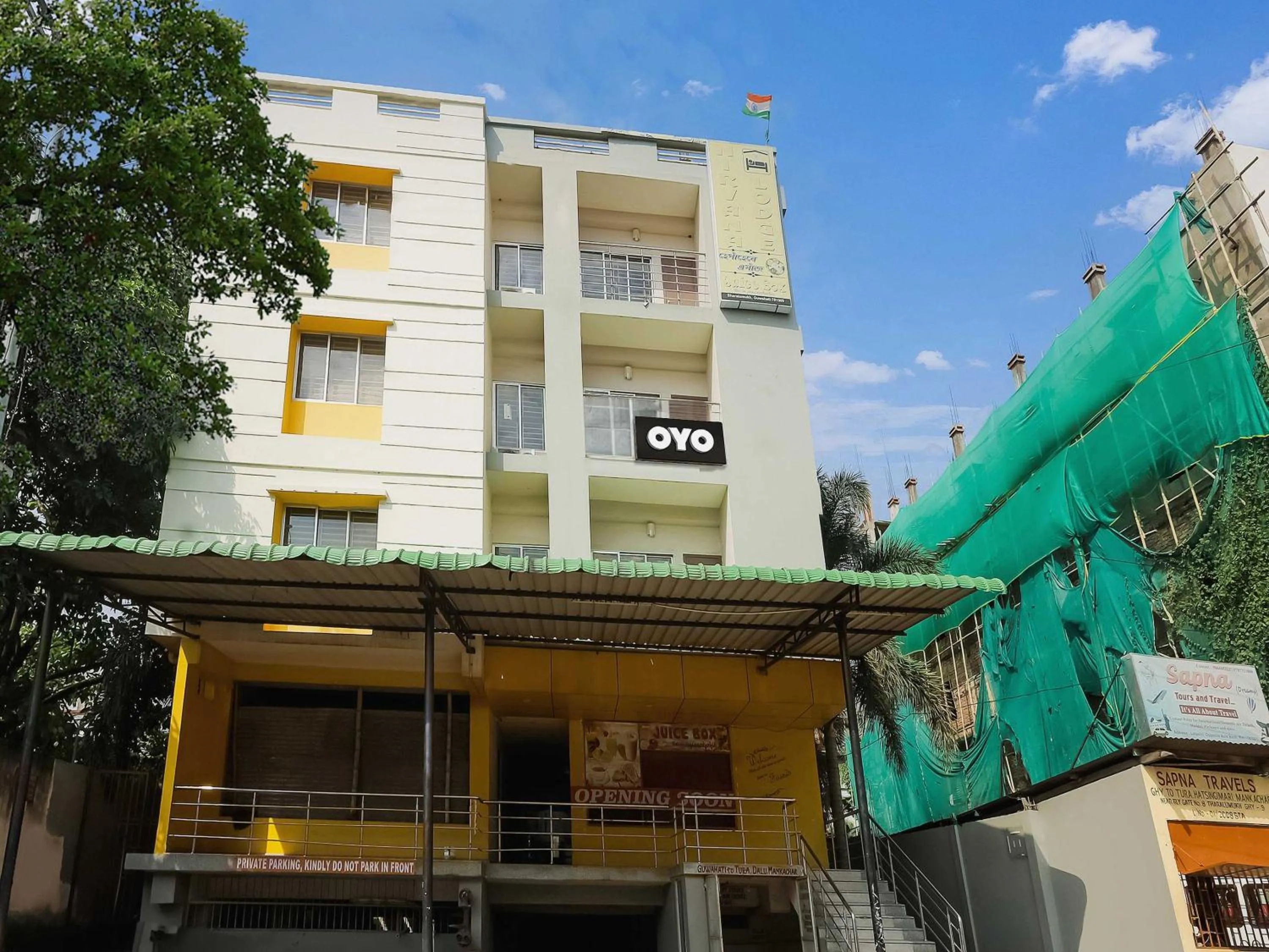 Facade/entrance in Hotel O Nirvana Lodge