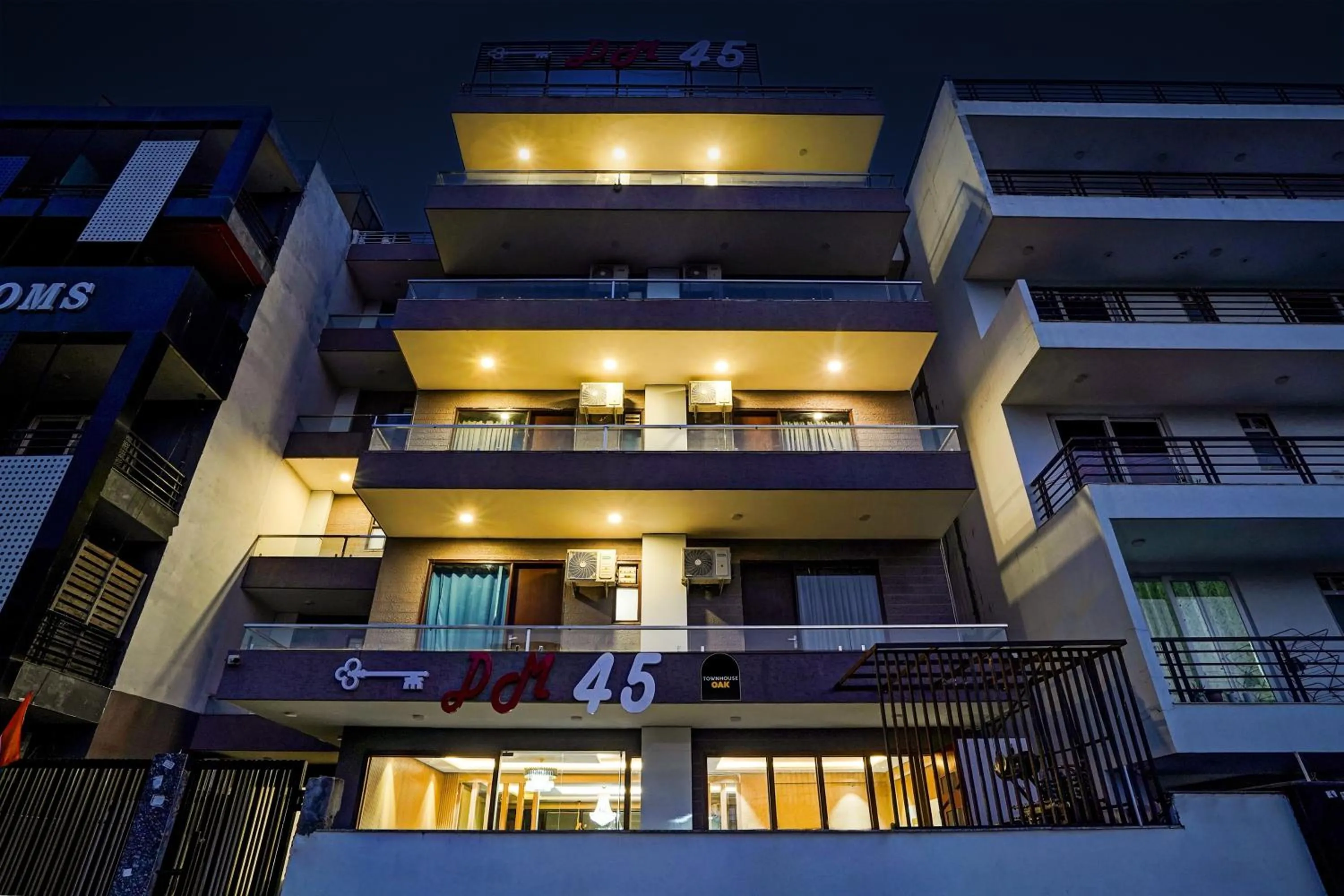 Facade/entrance, Property Building in OYO Collection O DM 45