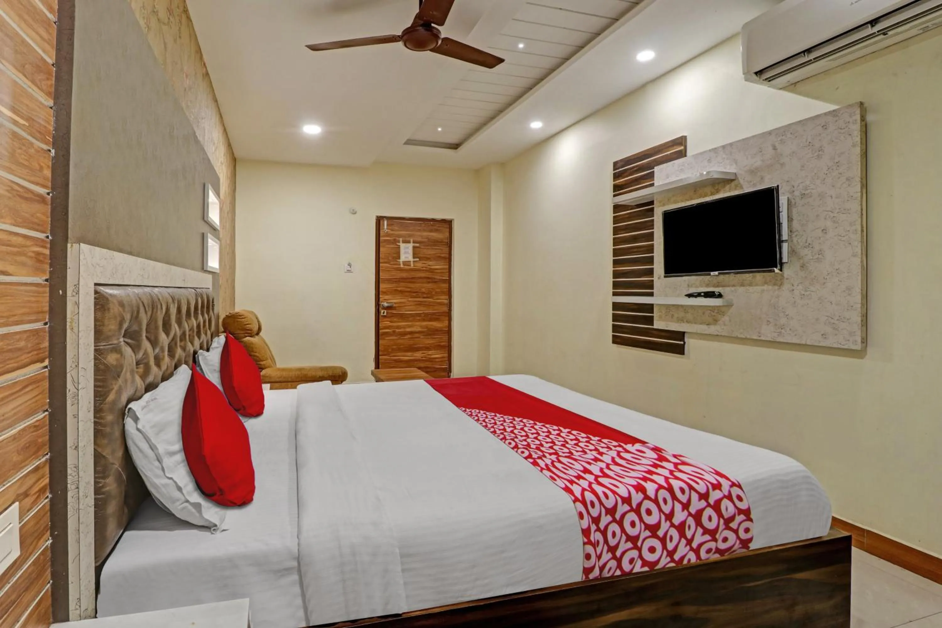 Bedroom, Bed in Hotel O Aditya Grand Inn