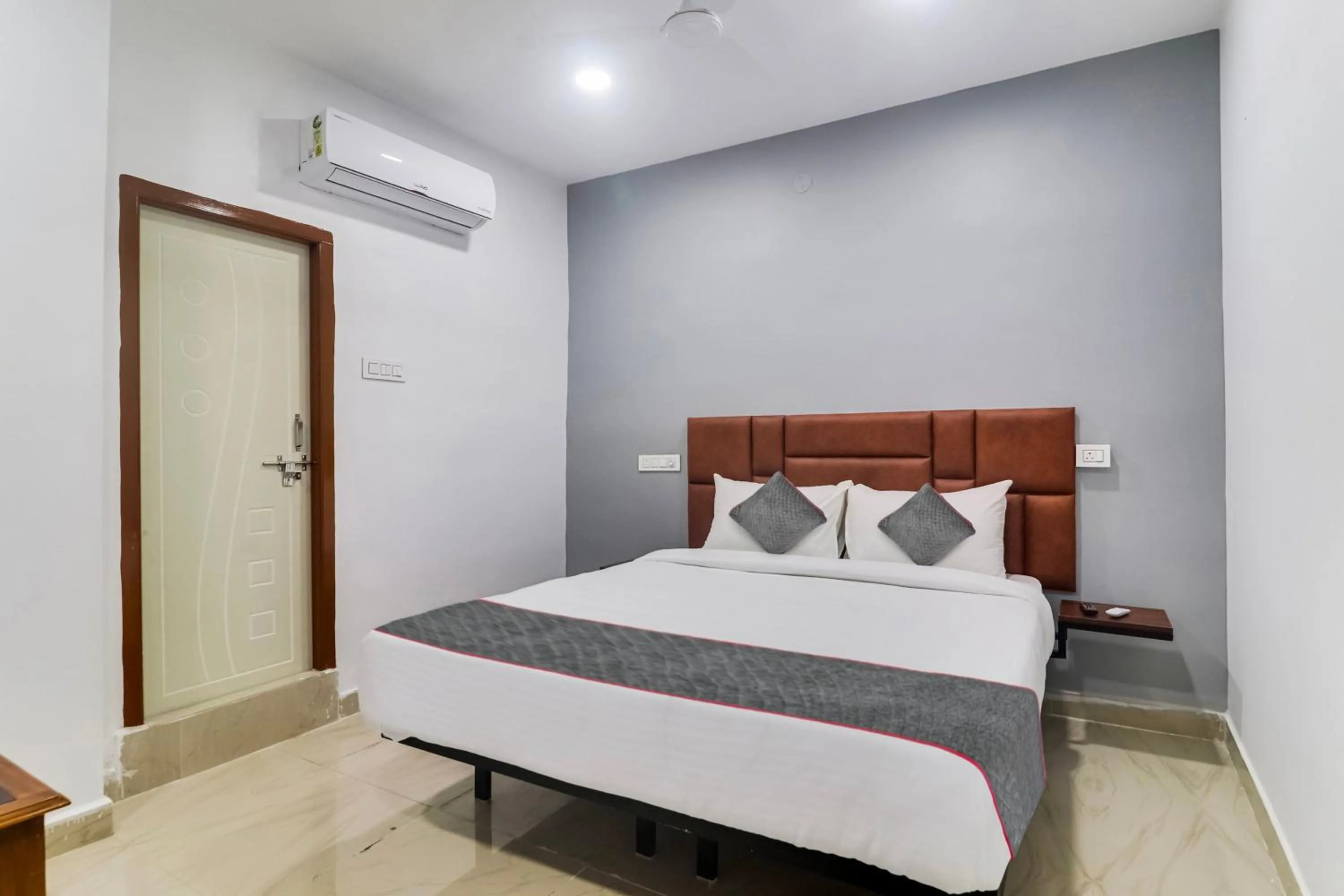 Bedroom in Townhouse Lavish Oak