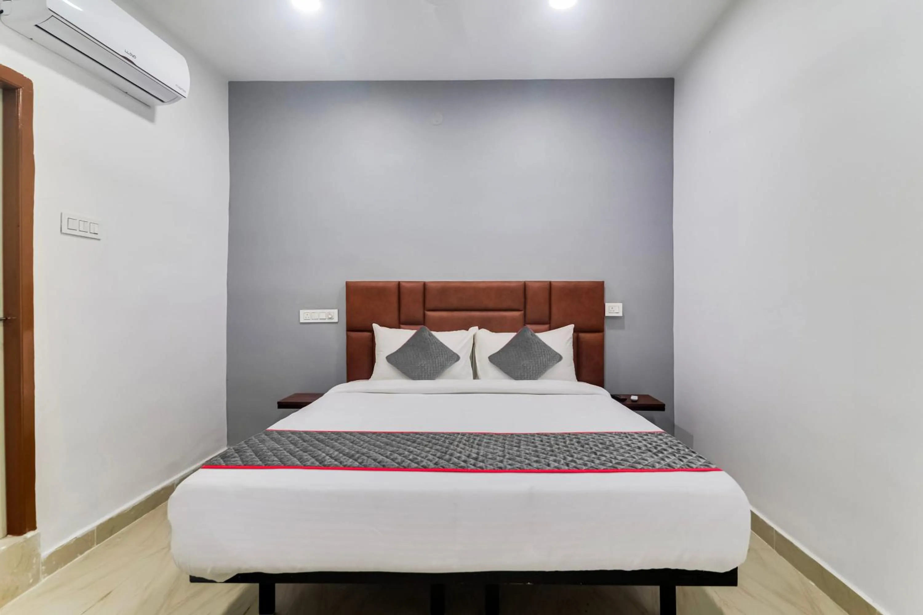 Bedroom in Townhouse Lavish Oak