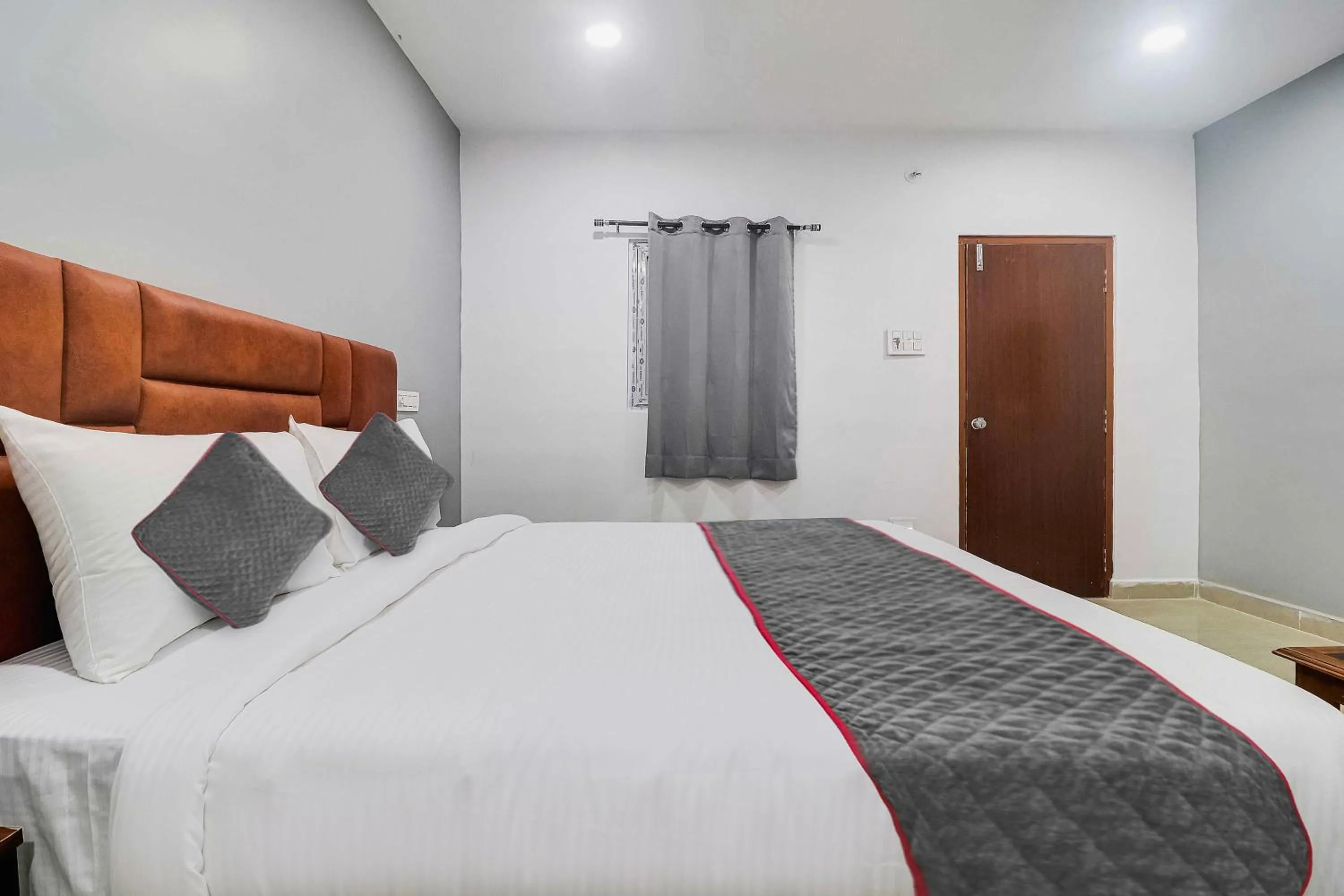 Bedroom in Townhouse Lavish Oak