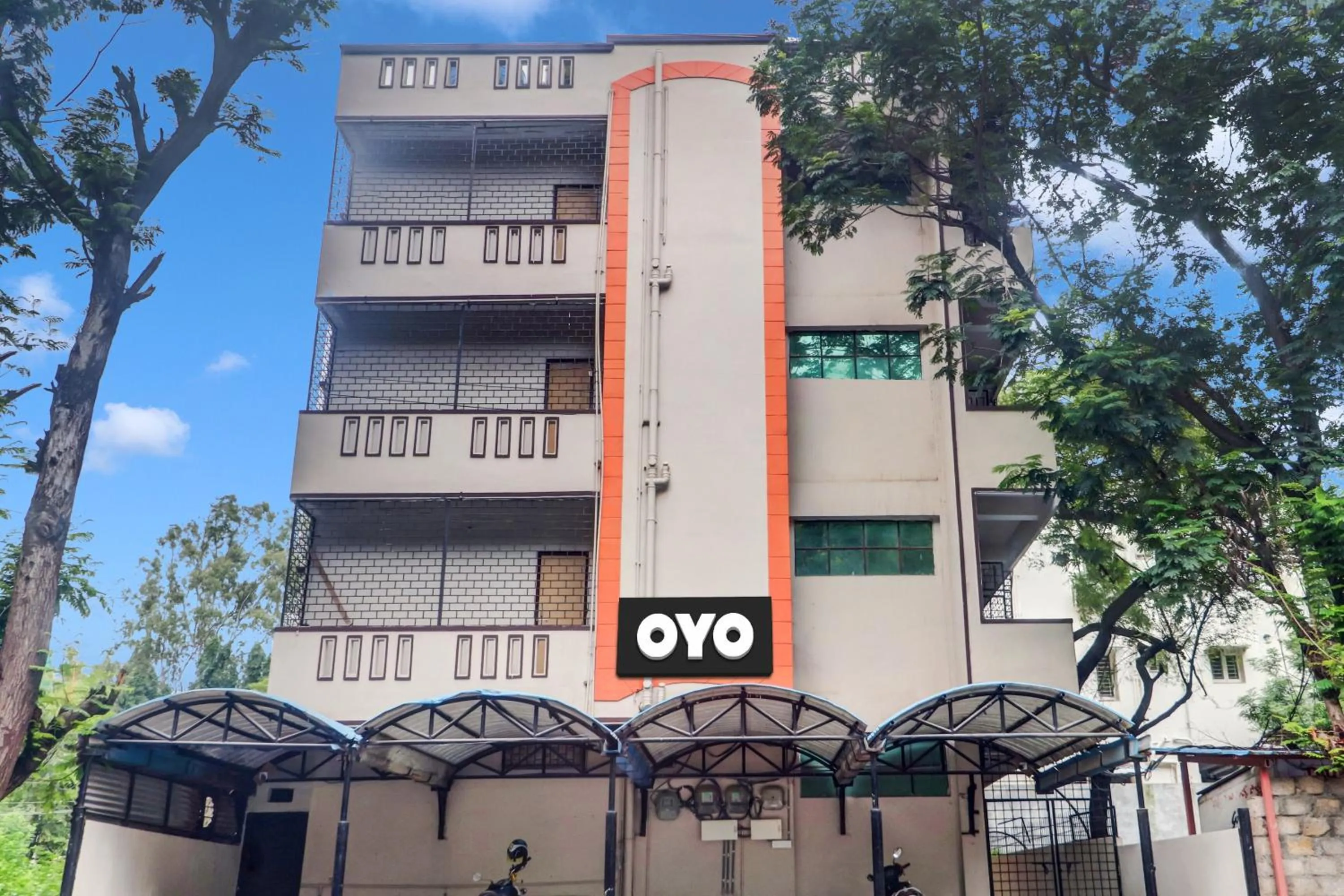 Facade/entrance in Hotel O S Grand Residency