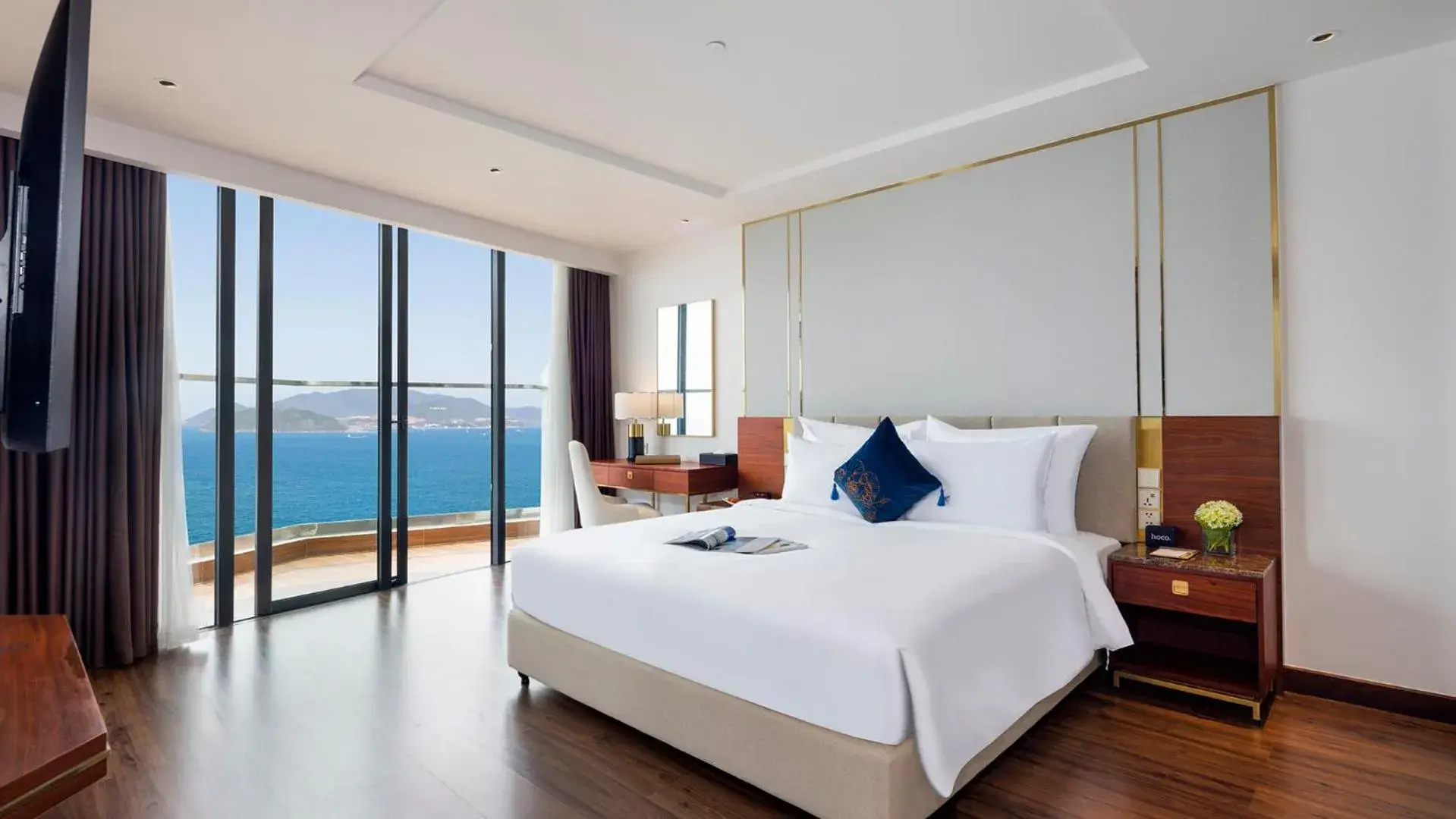 Executive Suite in Best Western Premier Marvella Nha Trang Executive Suite in Best Western Premier Marvella Nha Trang