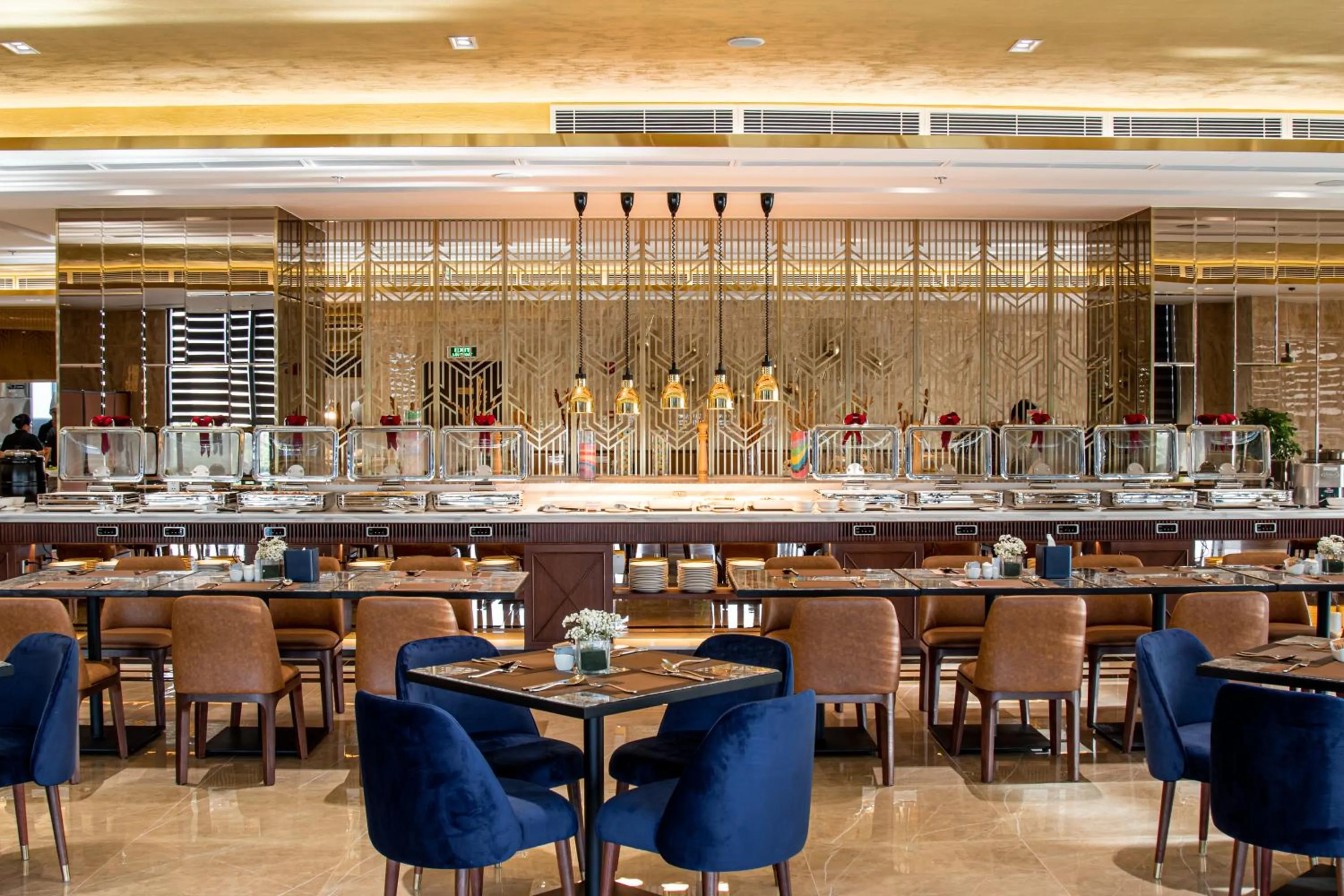 Restaurant/places to eat in Best Western Premier Marvella Nha Trang