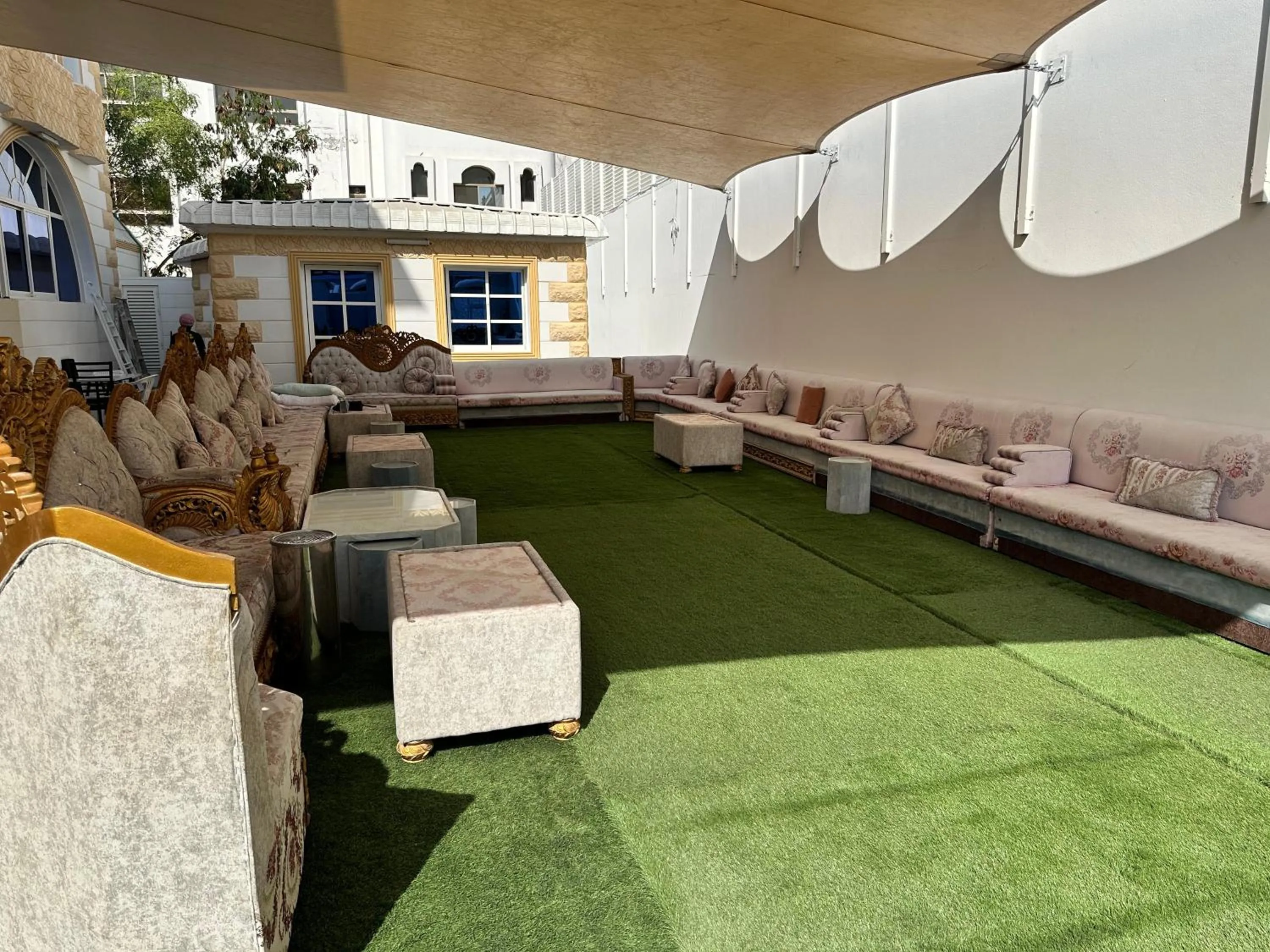 International Abu-Dhabi Hostel Villa