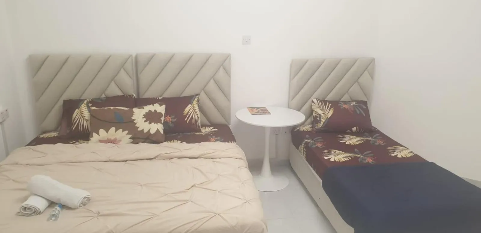 Bed in International Abu-Dhabi Hostel Villa
