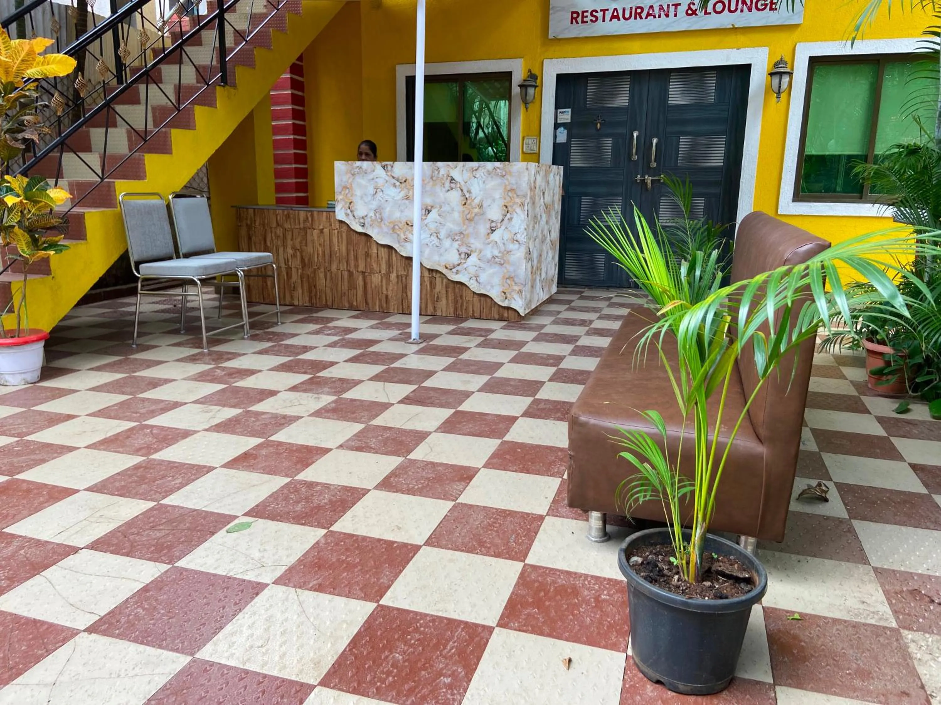 Lobby or reception in Collection O Palm Springs Beach Resort