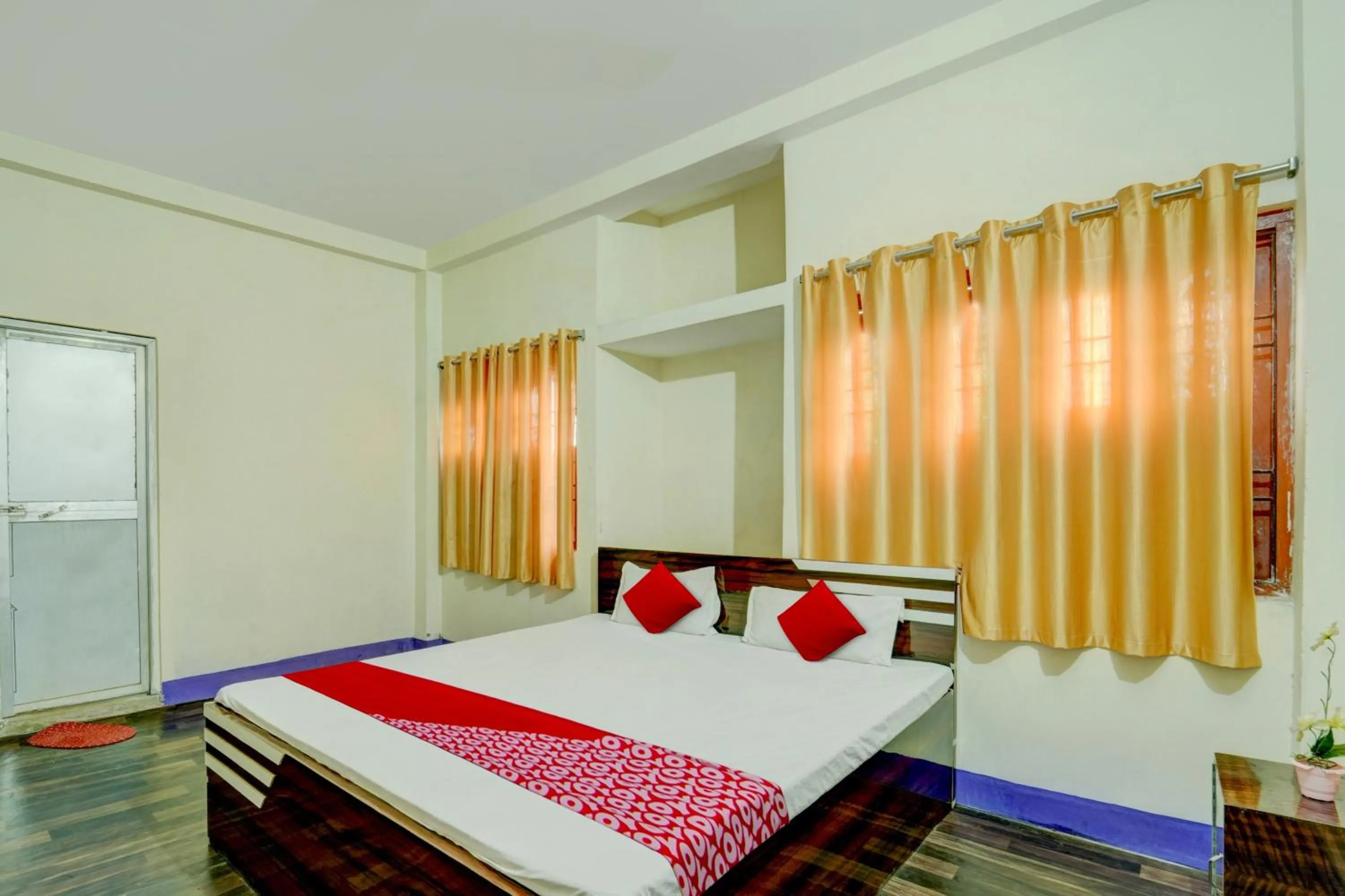 Bedroom in OYO Flagship Hotel Shubhmangalam