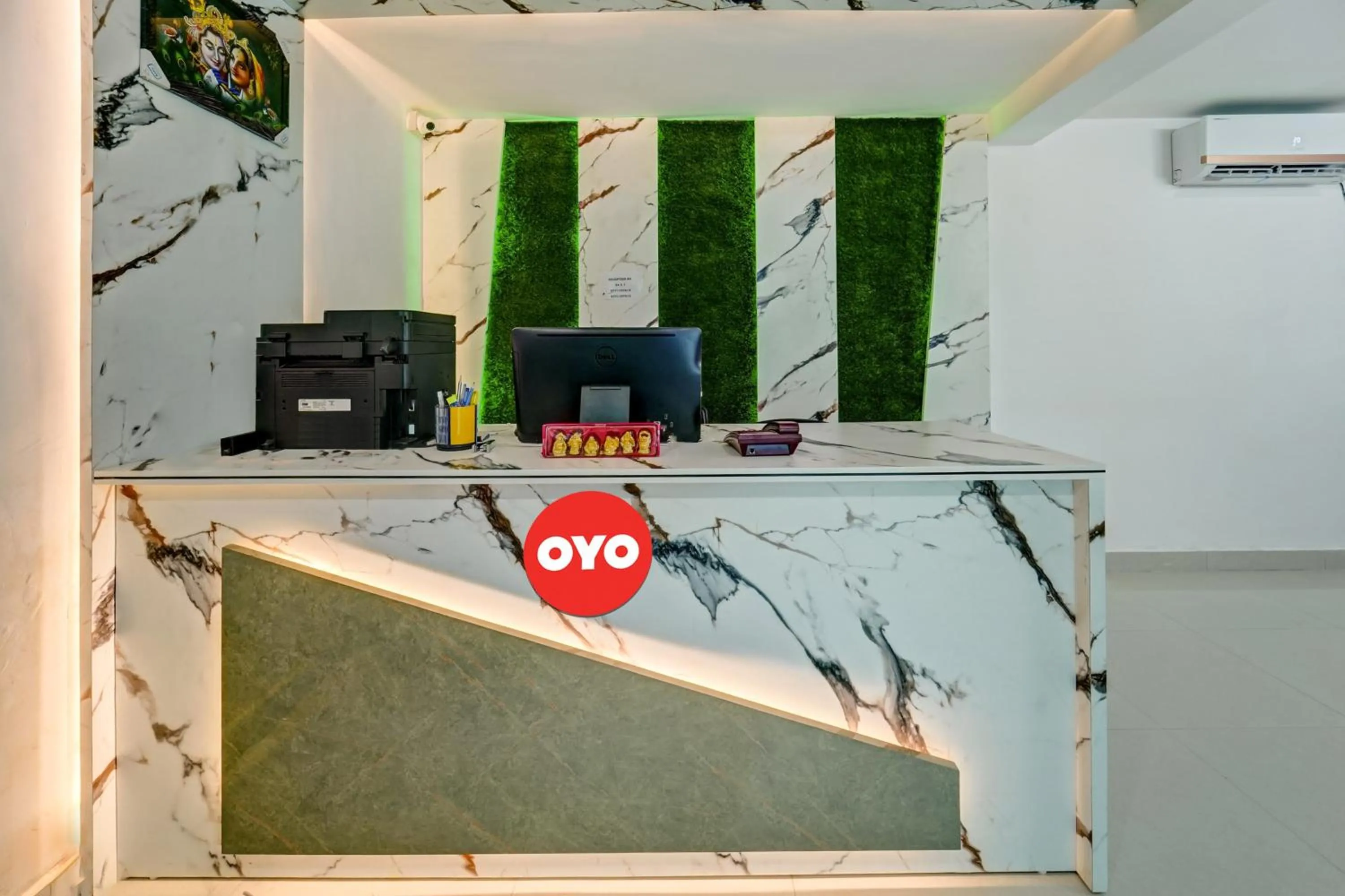 Lobby or reception in Hotel O White House