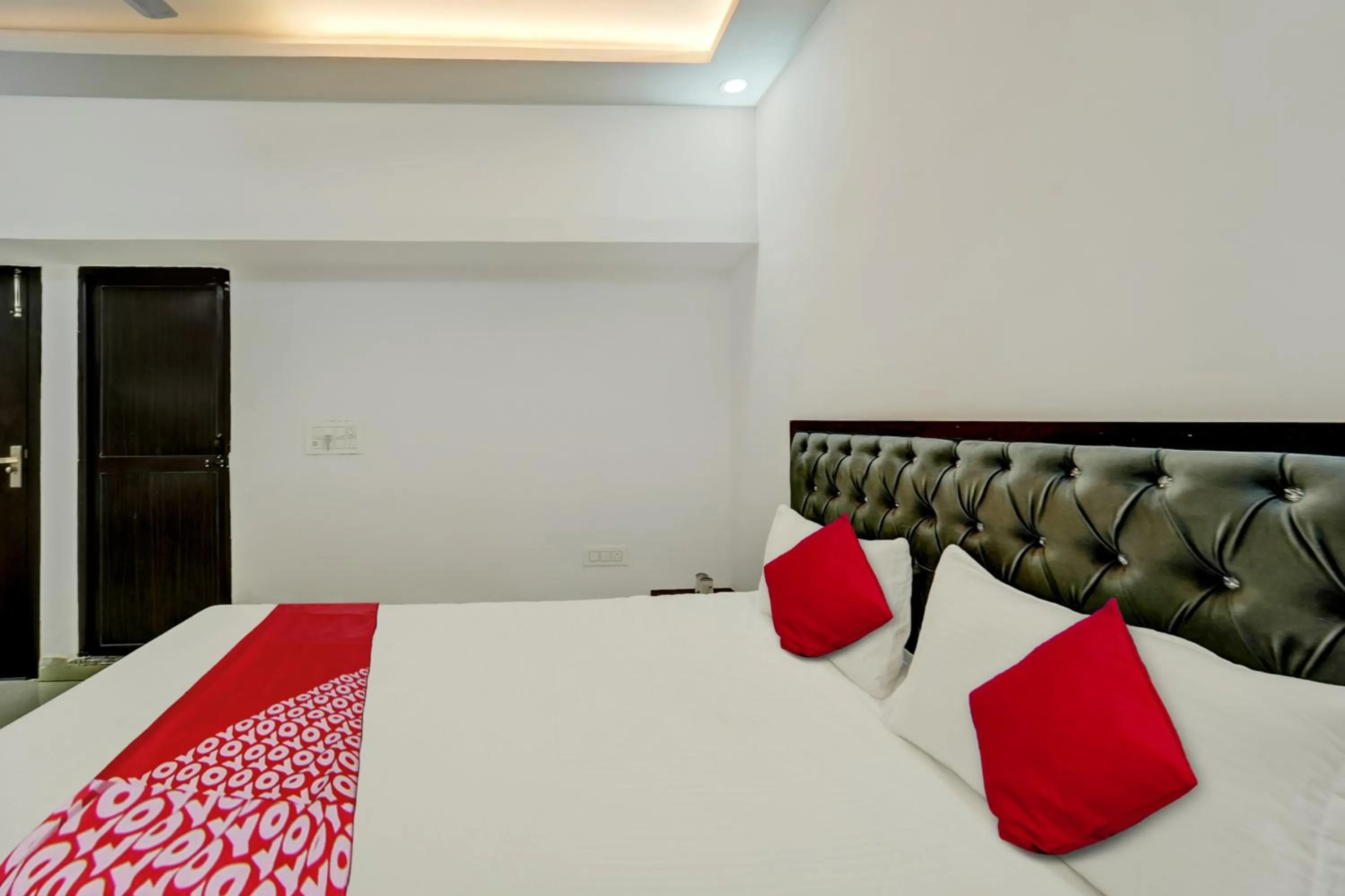 Bedroom in Hotel O White House