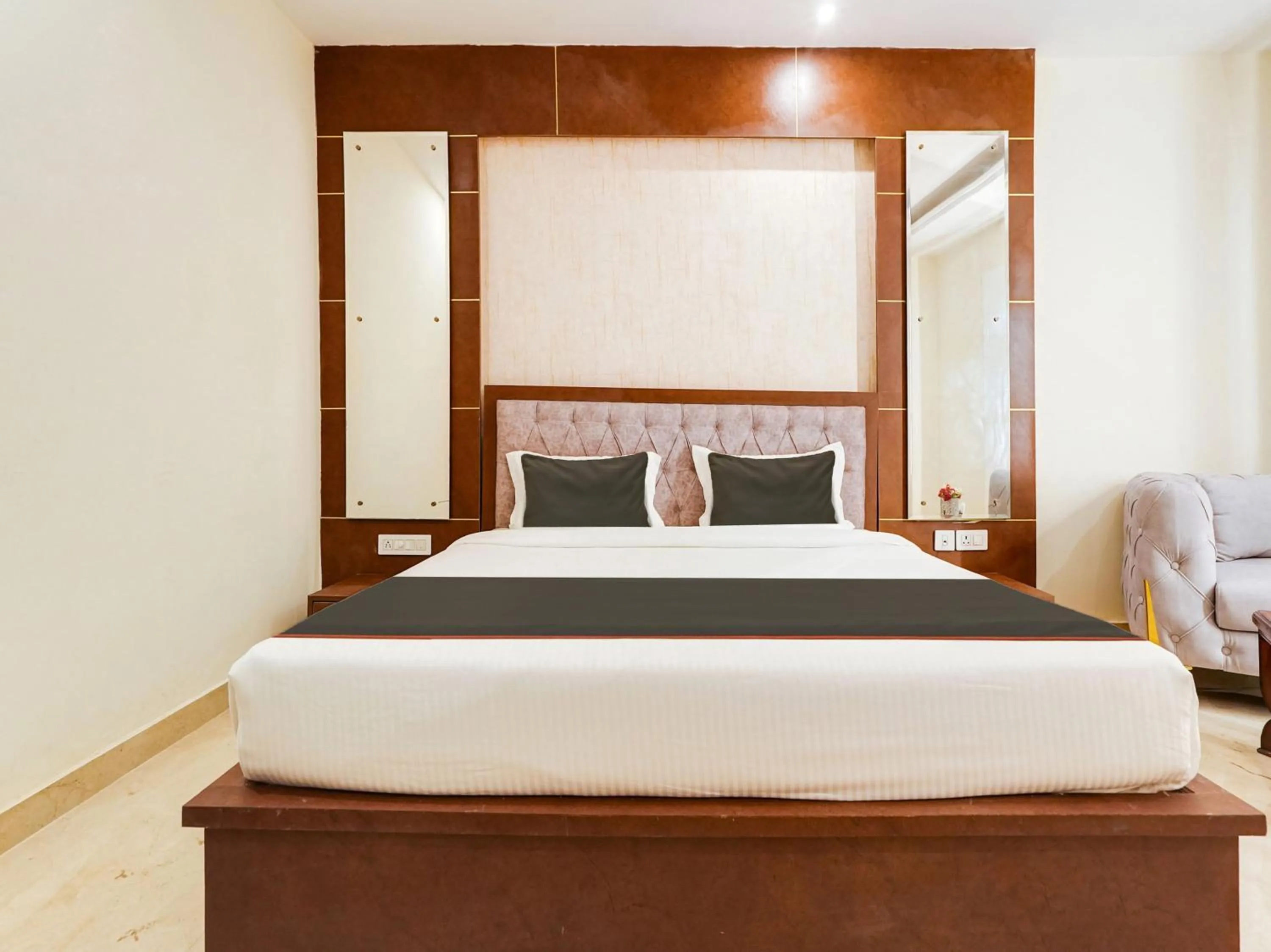 Bedroom in Collection O Hotel Omni Bliss