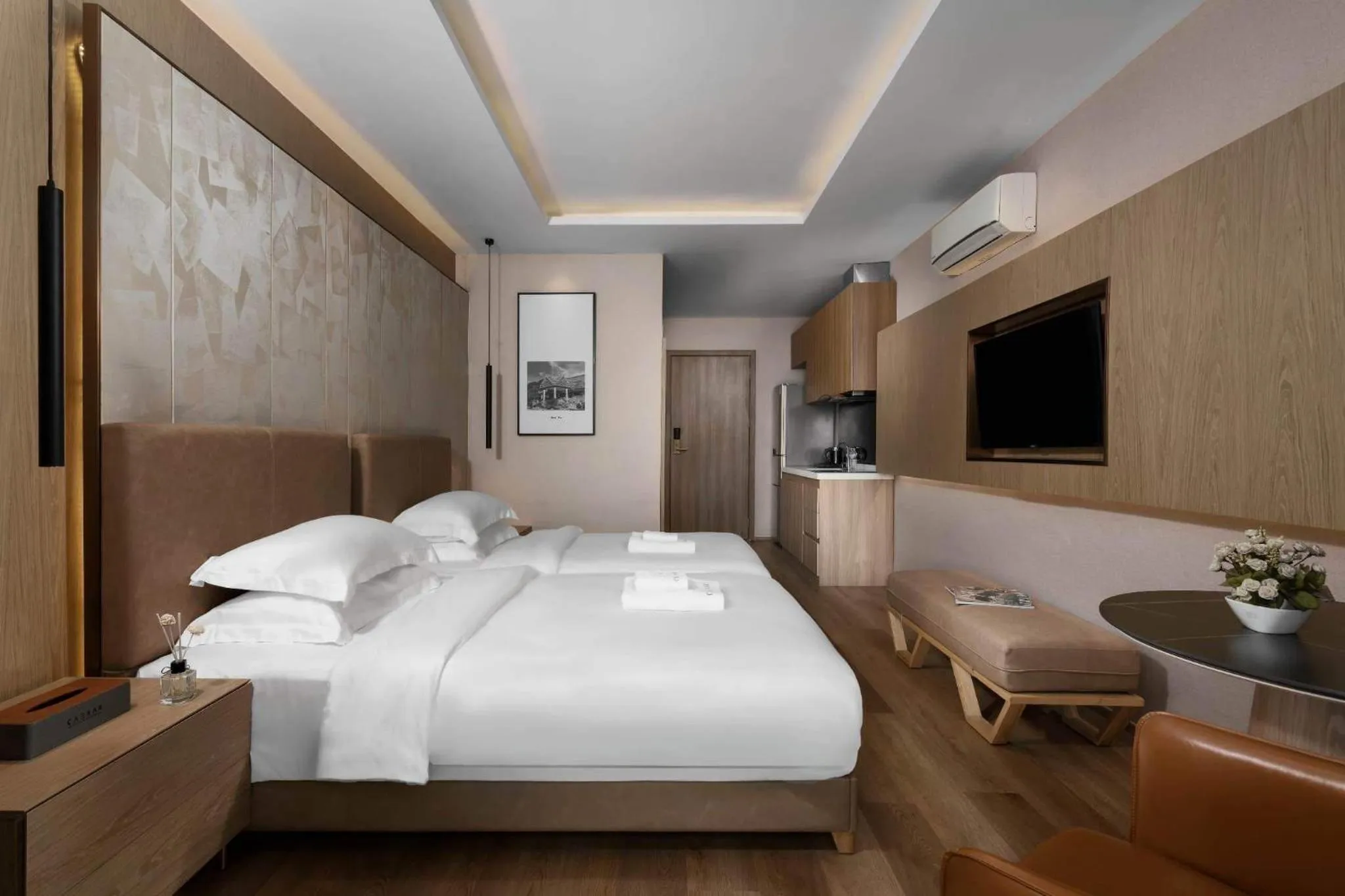 SF HOTEL Penthouse Residences