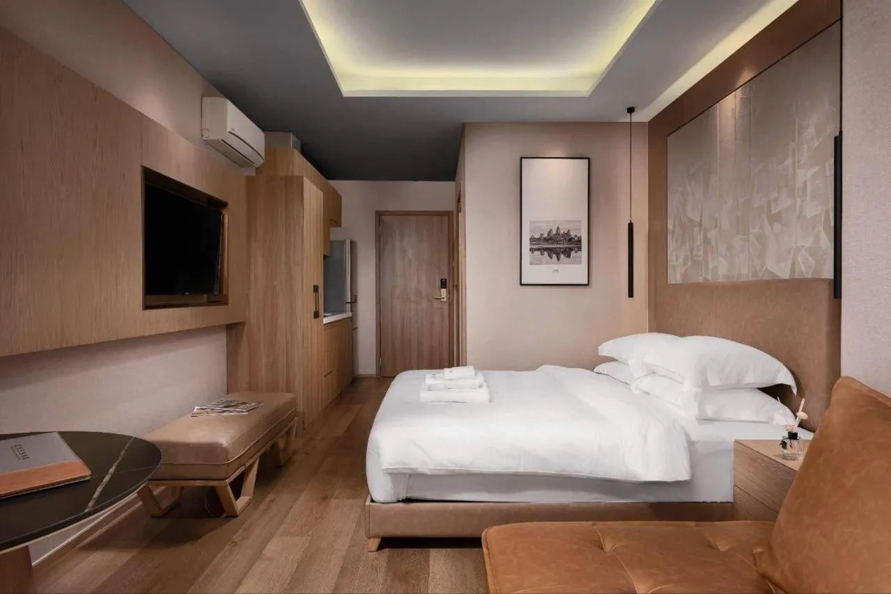 SF HOTEL Penthouse Residences