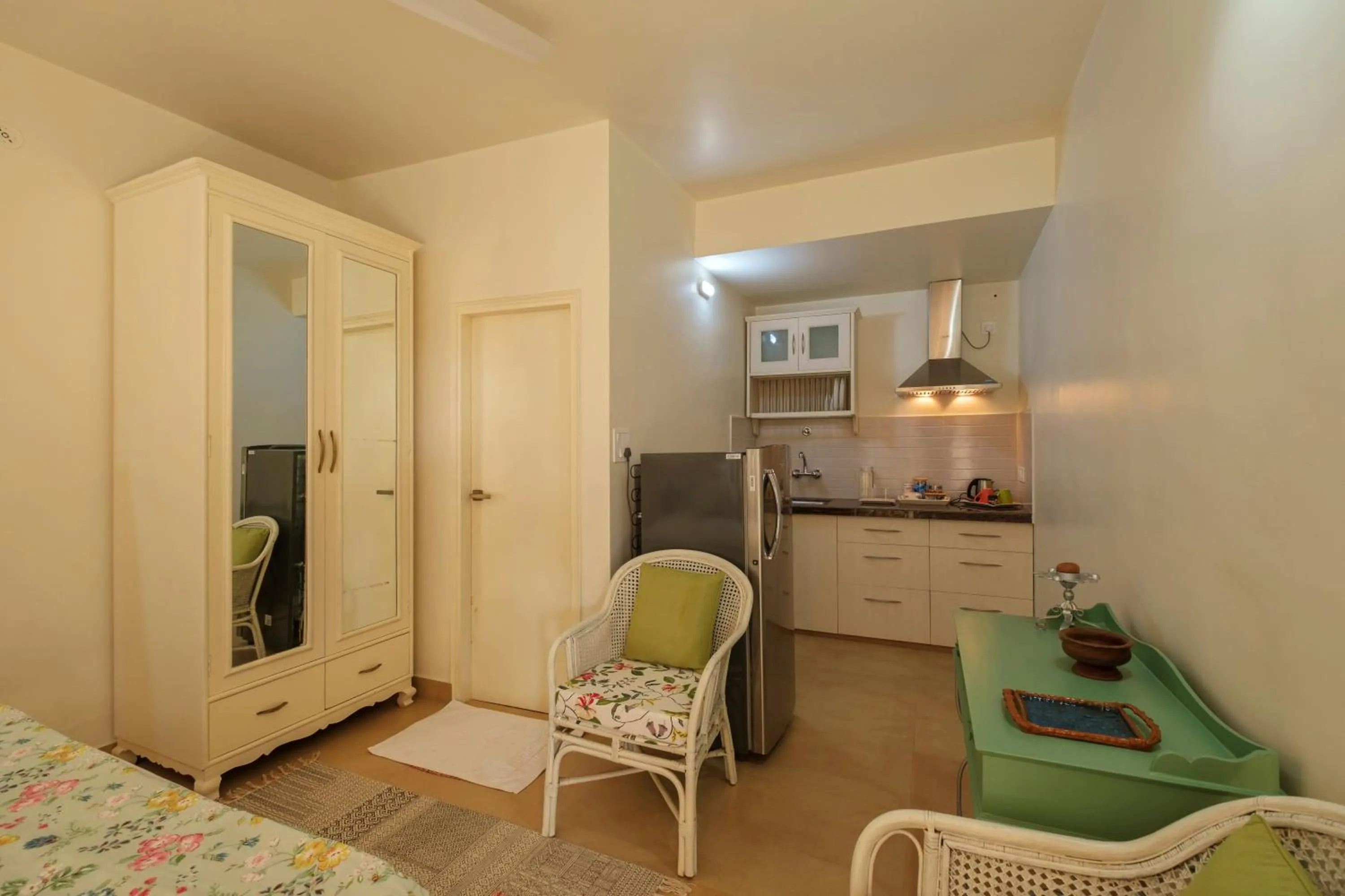 Kitchen or kitchenette in Shree Nikunj - A Luxury Boutique Homestay in Jaipur