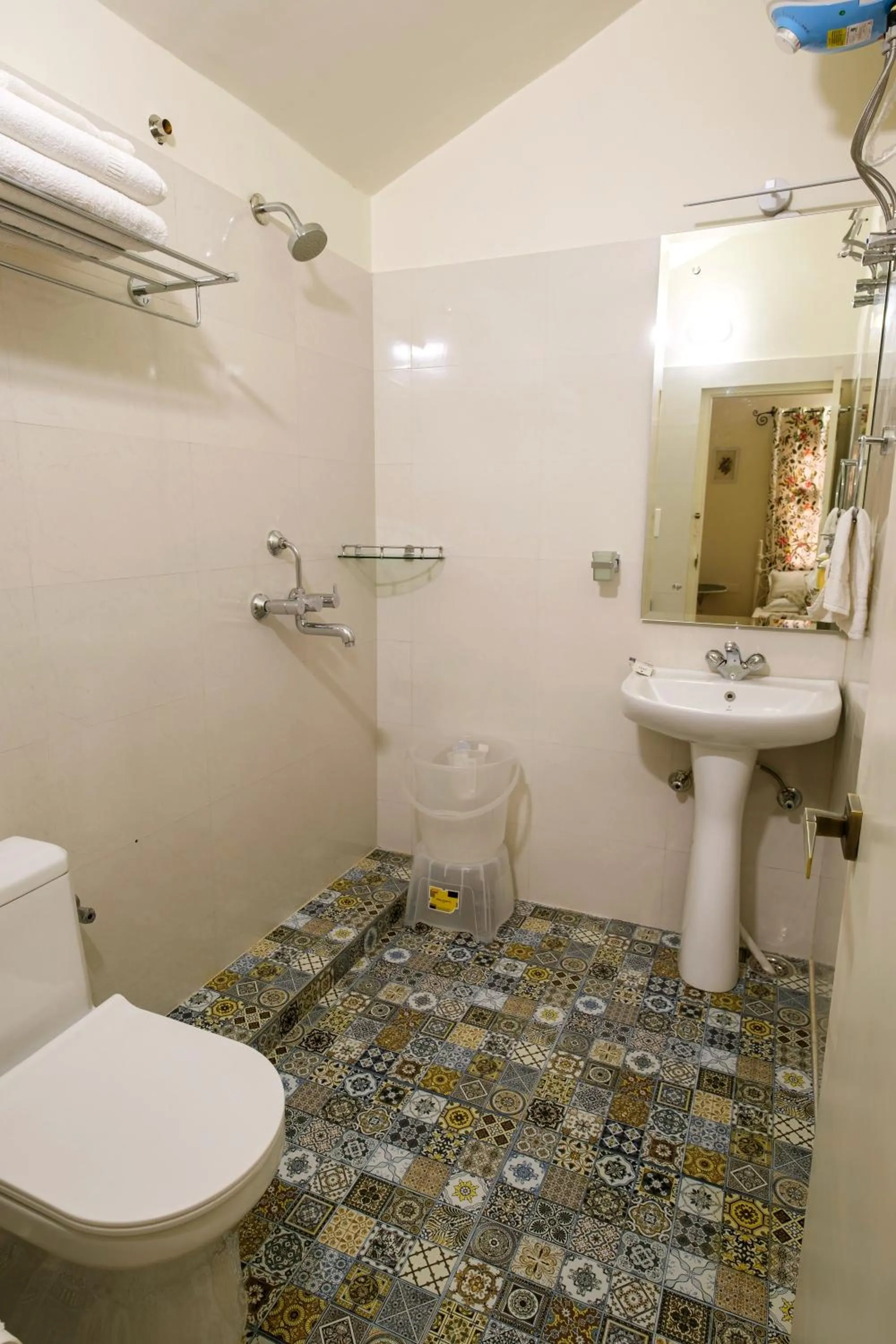 Bathroom in Shree Nikunj - A Luxury Boutique Homestay in Jaipur