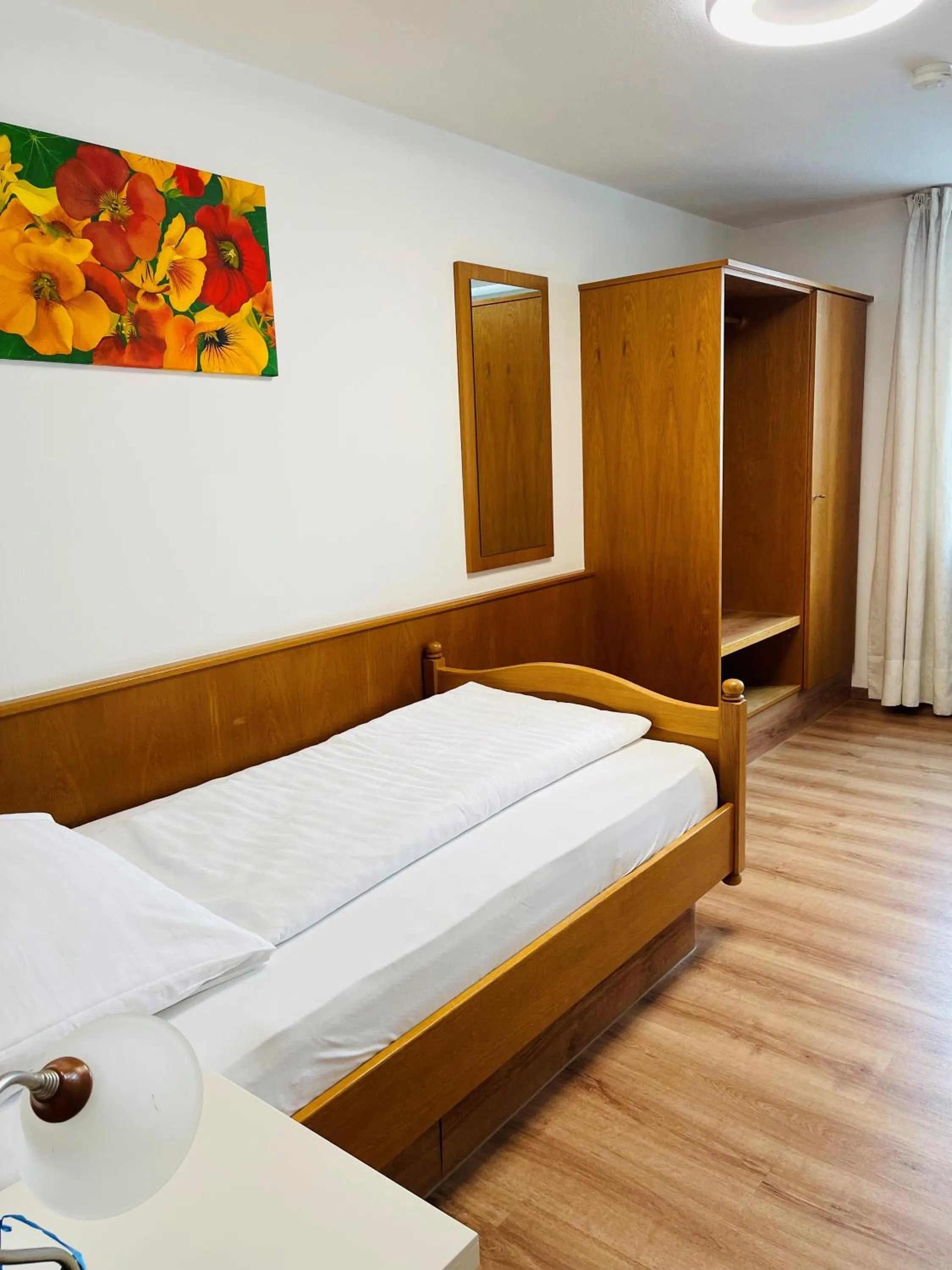 Bedroom, Bed in Hotel Jungbräu