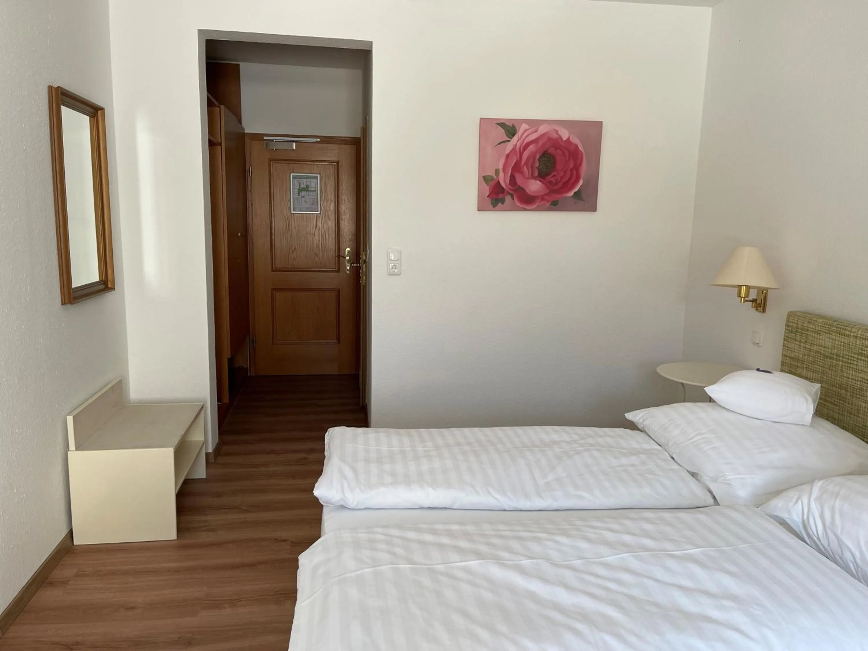 Bedroom, Bed in Hotel Jungbräu