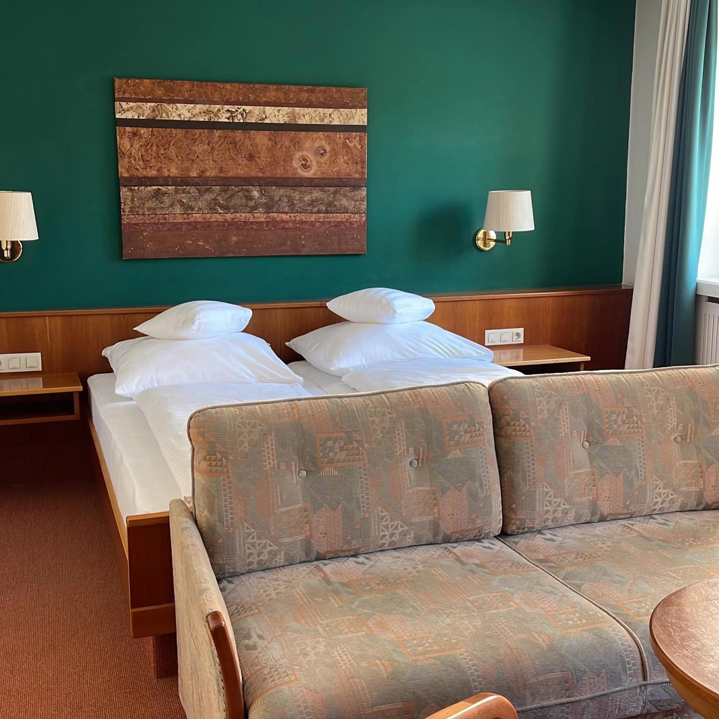 Photo of the whole room, Bed in Hotel Jungbräu