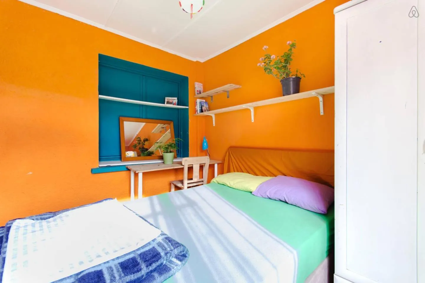 Decorative detail, Bed in Shantihome