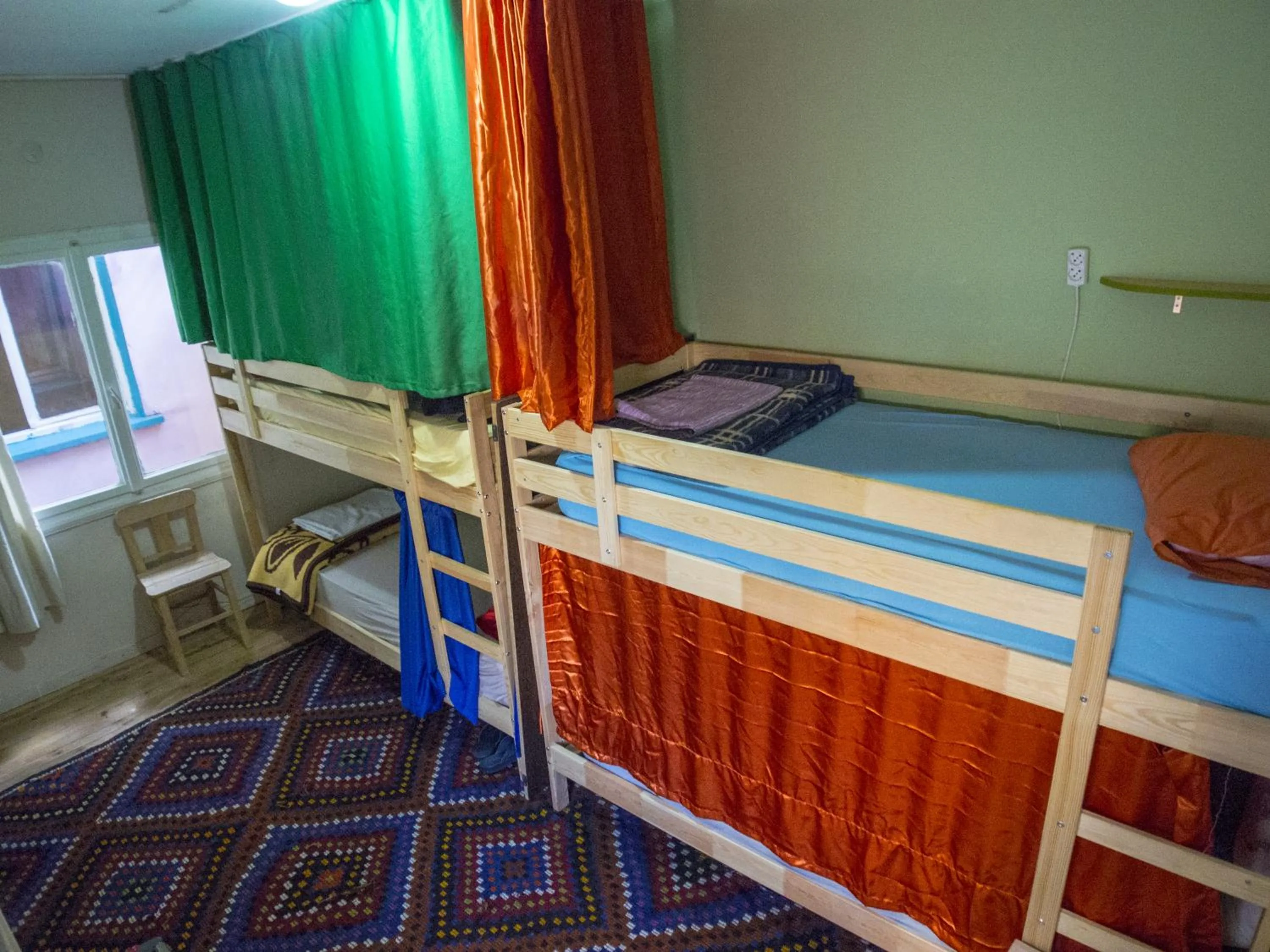 Photo of the whole room, Bed in Shantihome