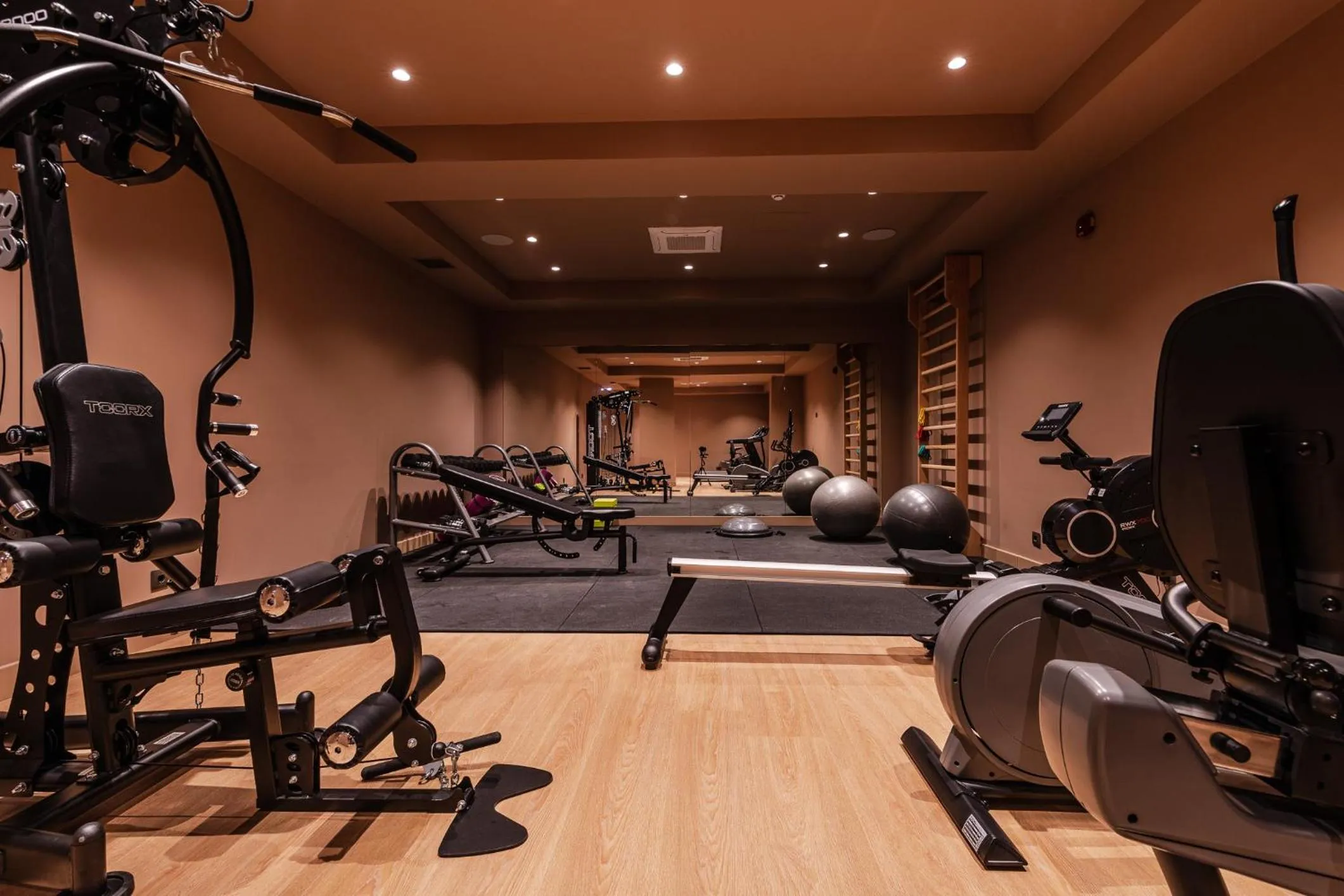 Fitness centre/facilities in Magnes Hotel