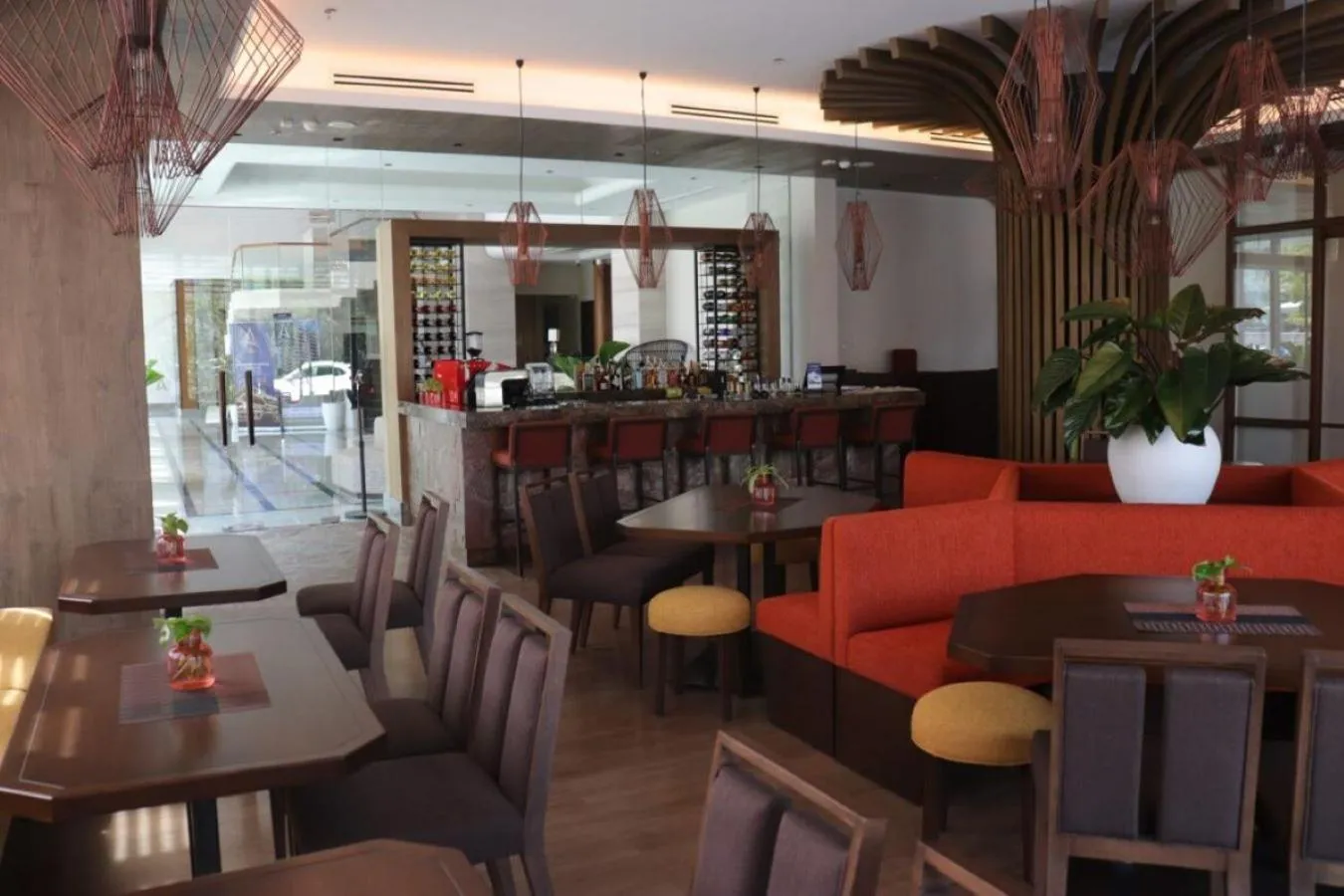 Restaurant/places to eat in The Aurora Subic Hotel Managed By HII