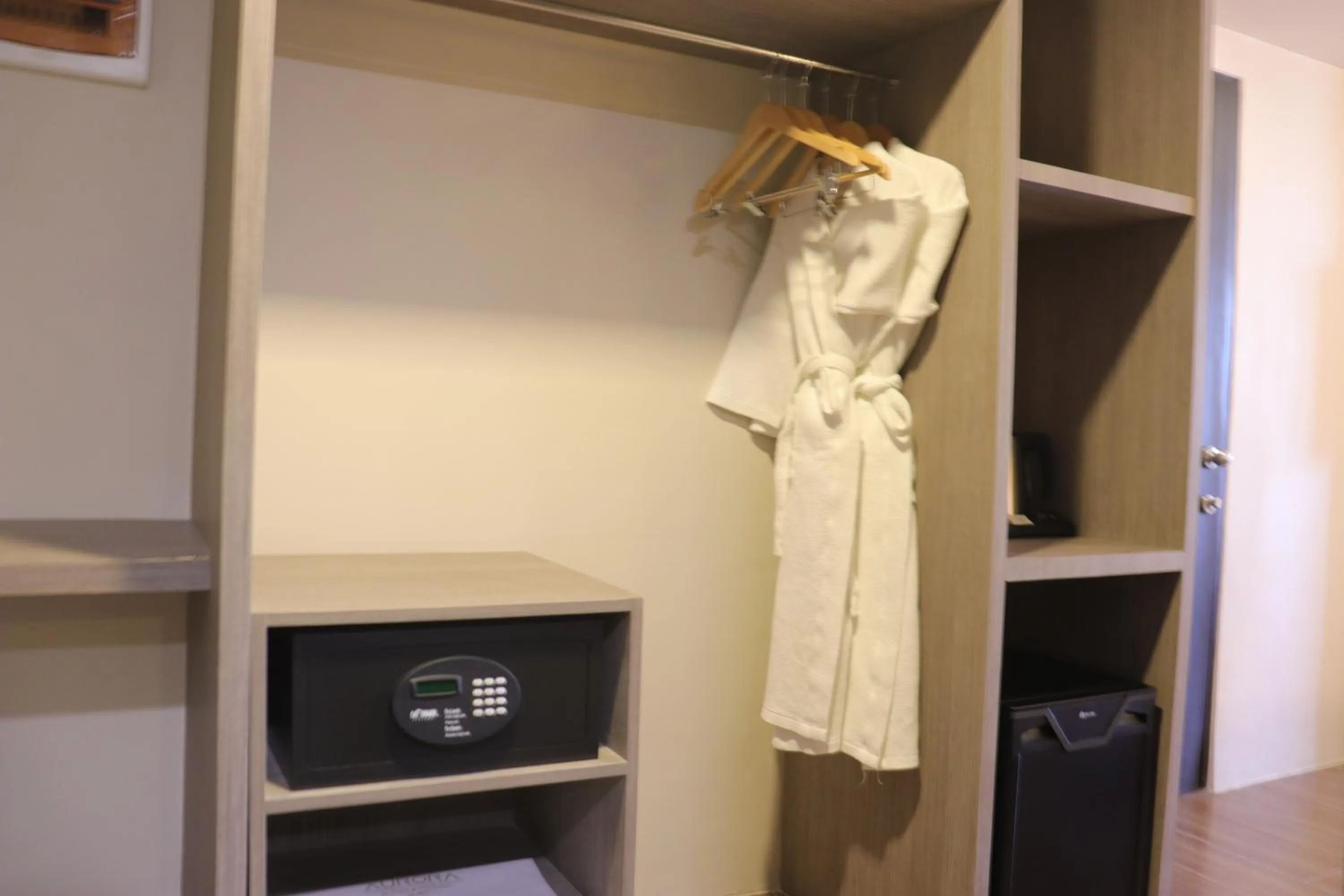 wardrobe in The Aurora Subic Hotel Managed By HII