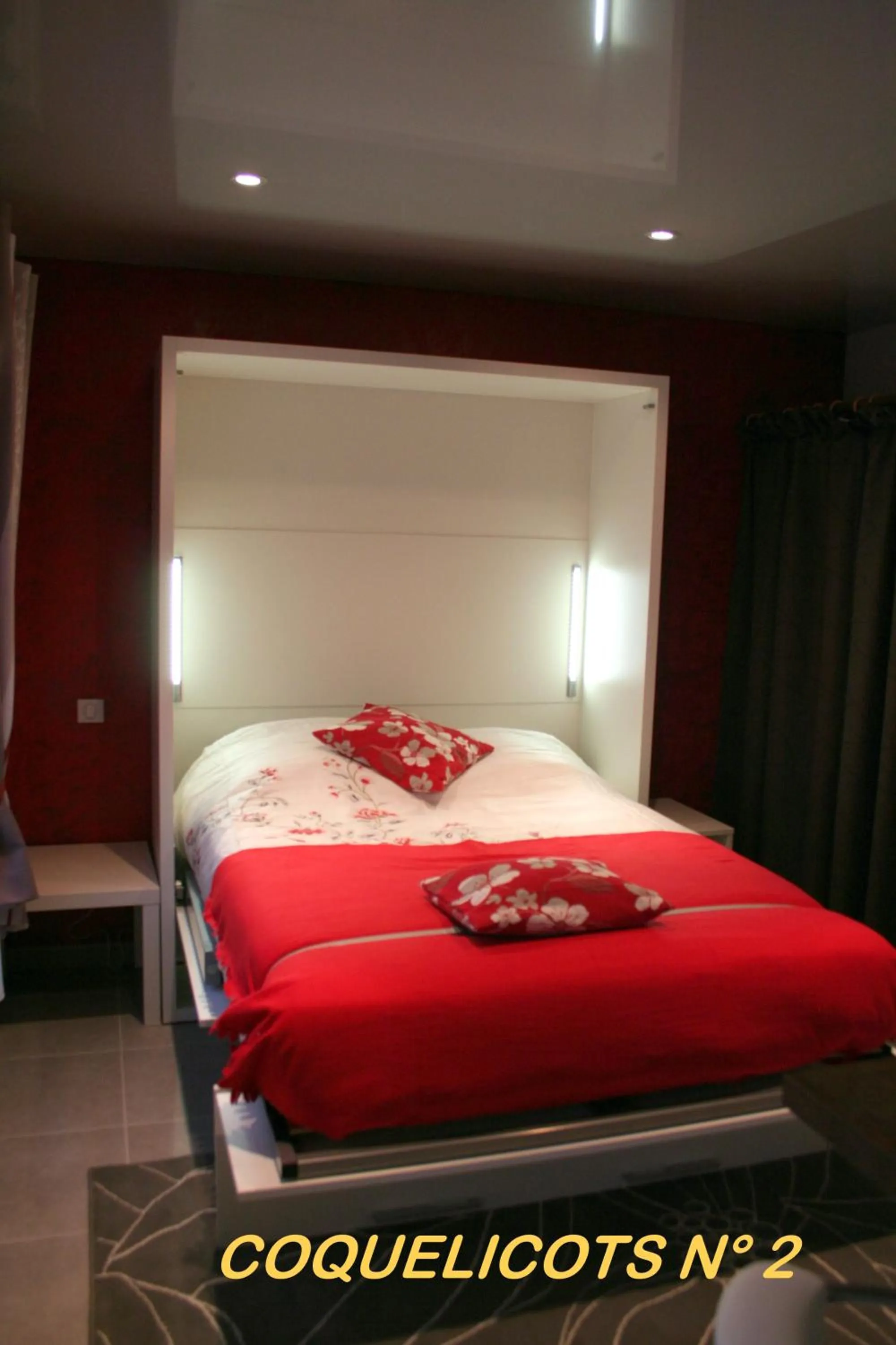 Bed in Les Hellebores