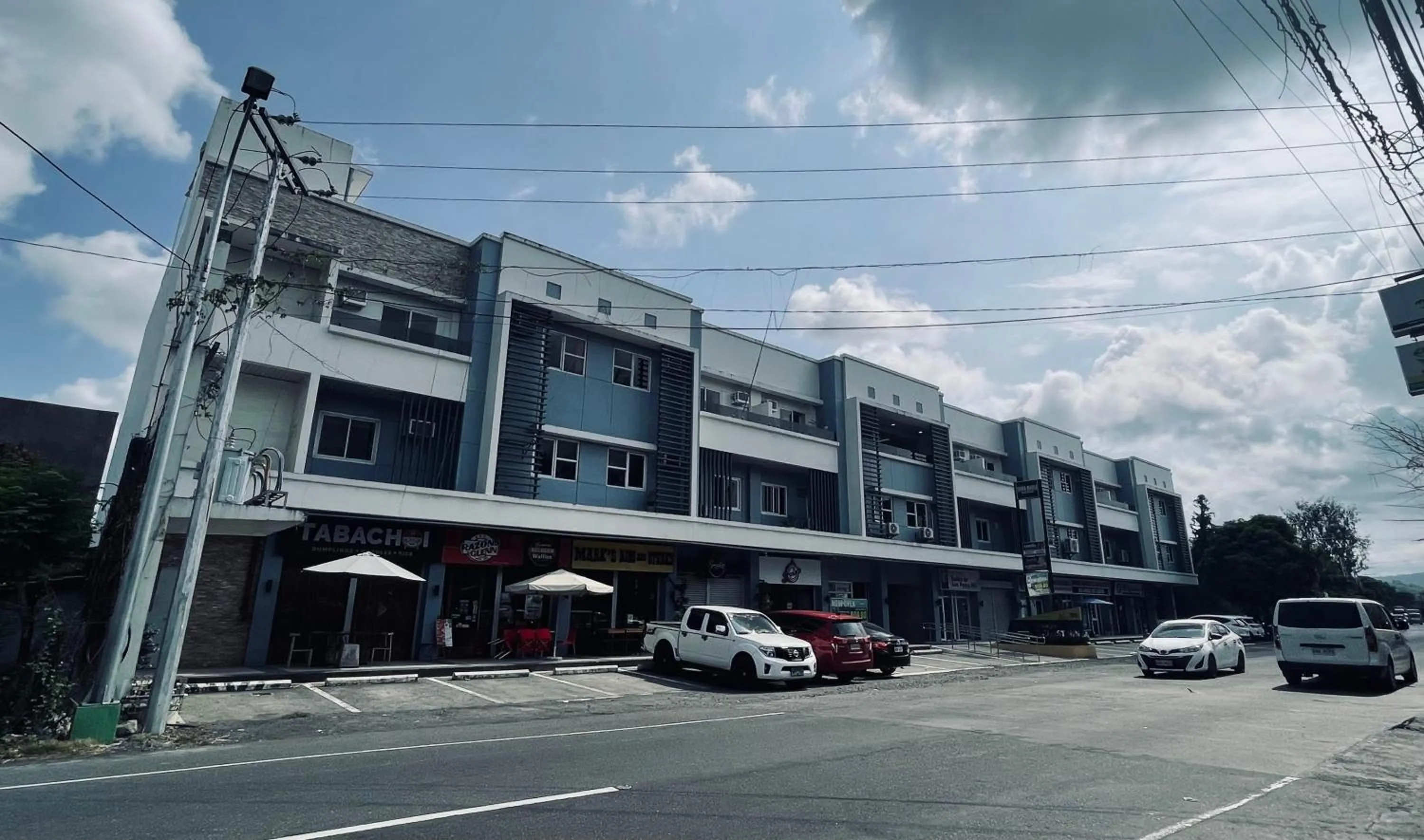 Property building in Daraga Tourist Inn