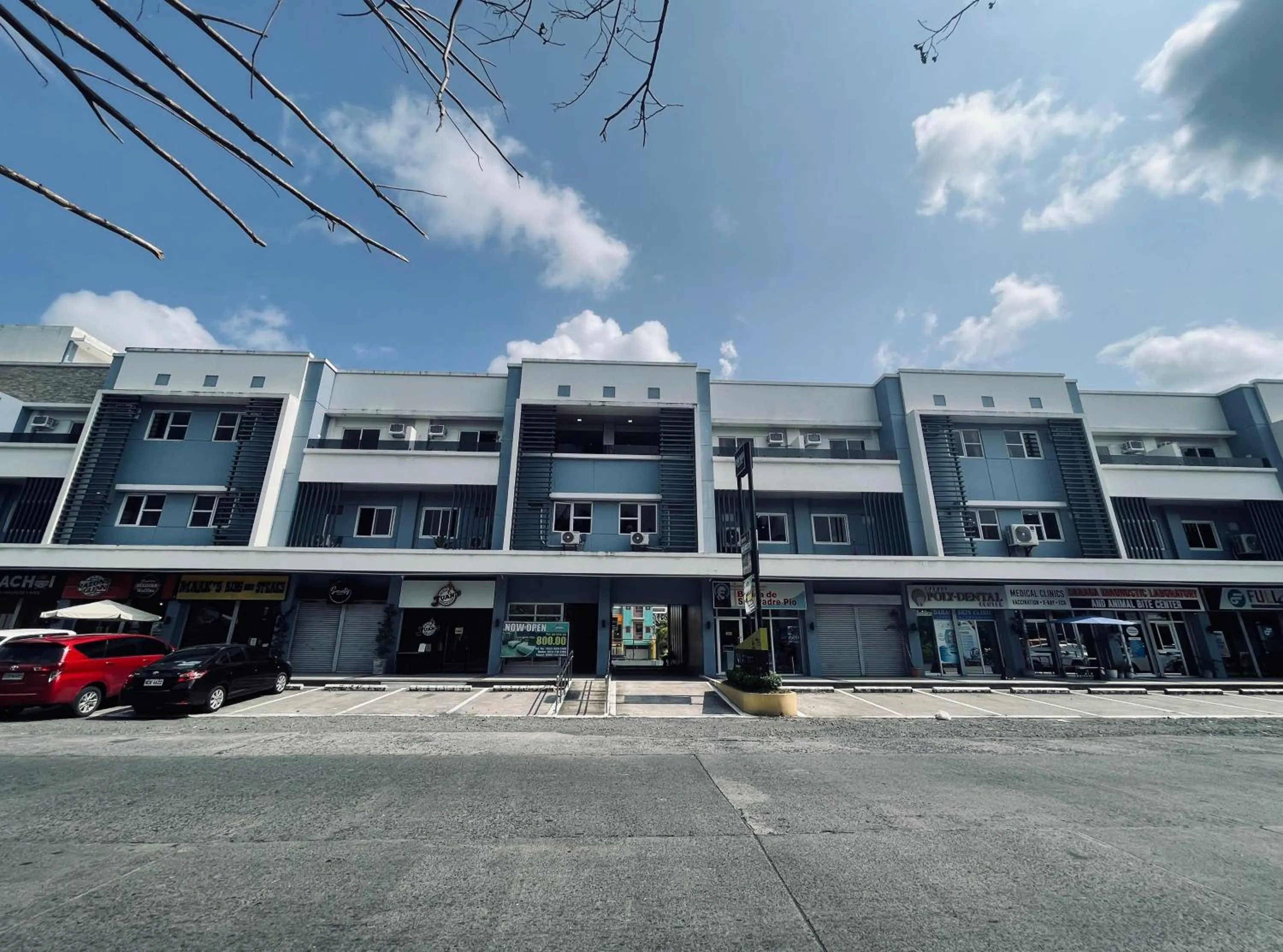 Property building in Daraga Tourist Inn