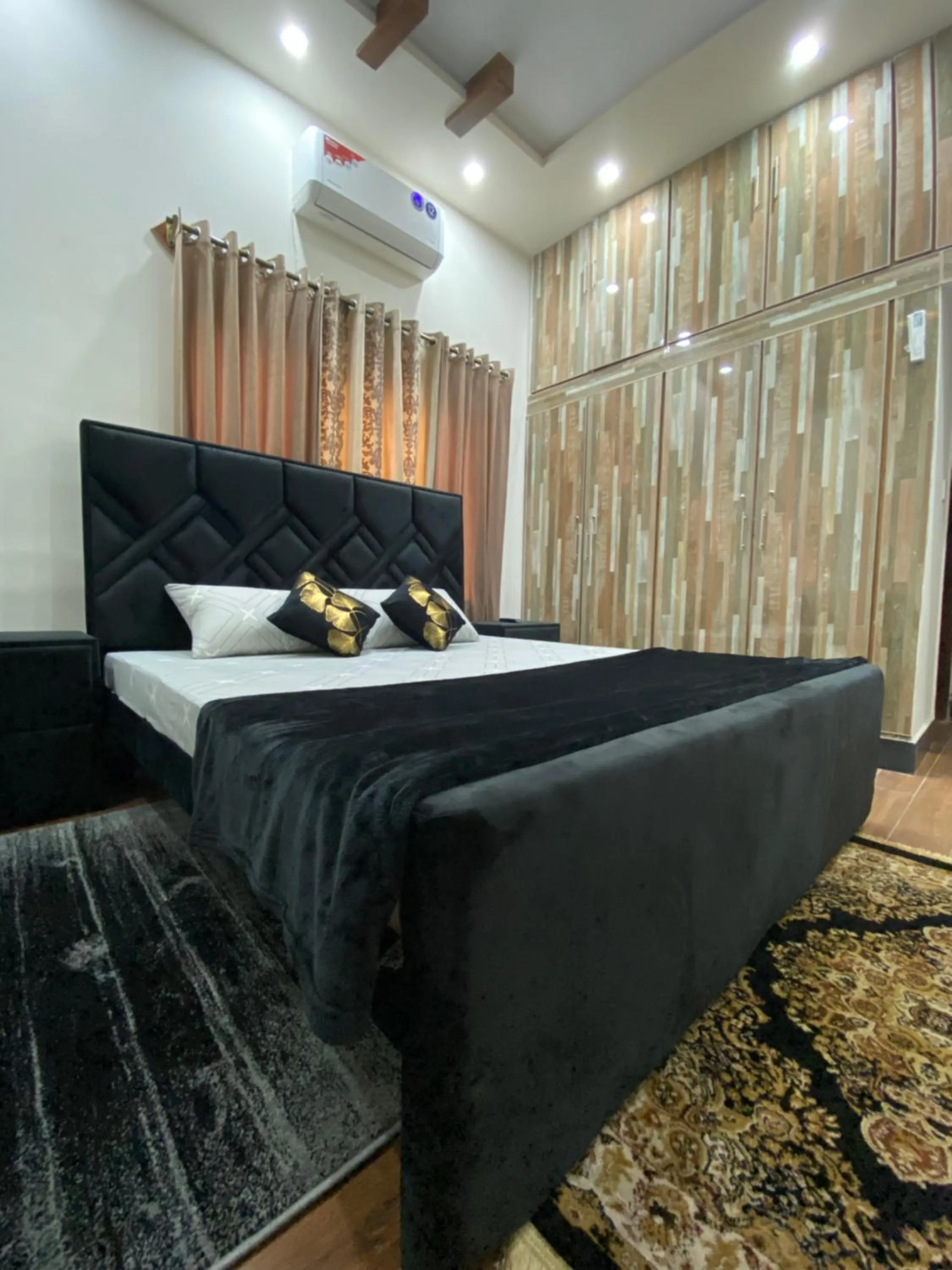 Bed in The Comfort Lodge