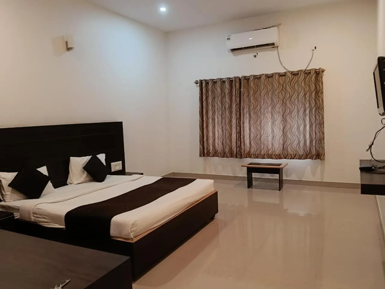 Bed in Nijaguna Resorts