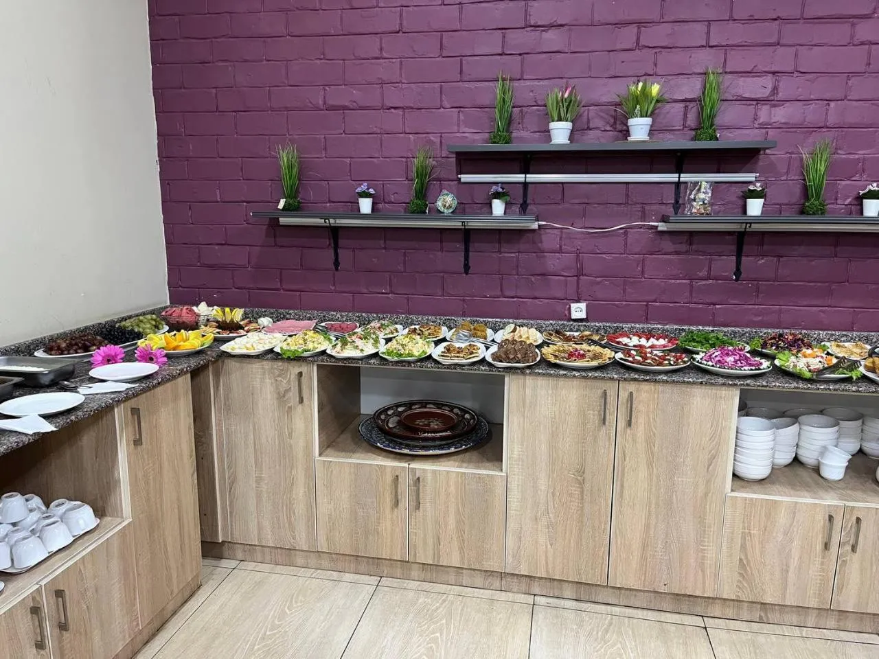 Food in AL ARDA HYATT