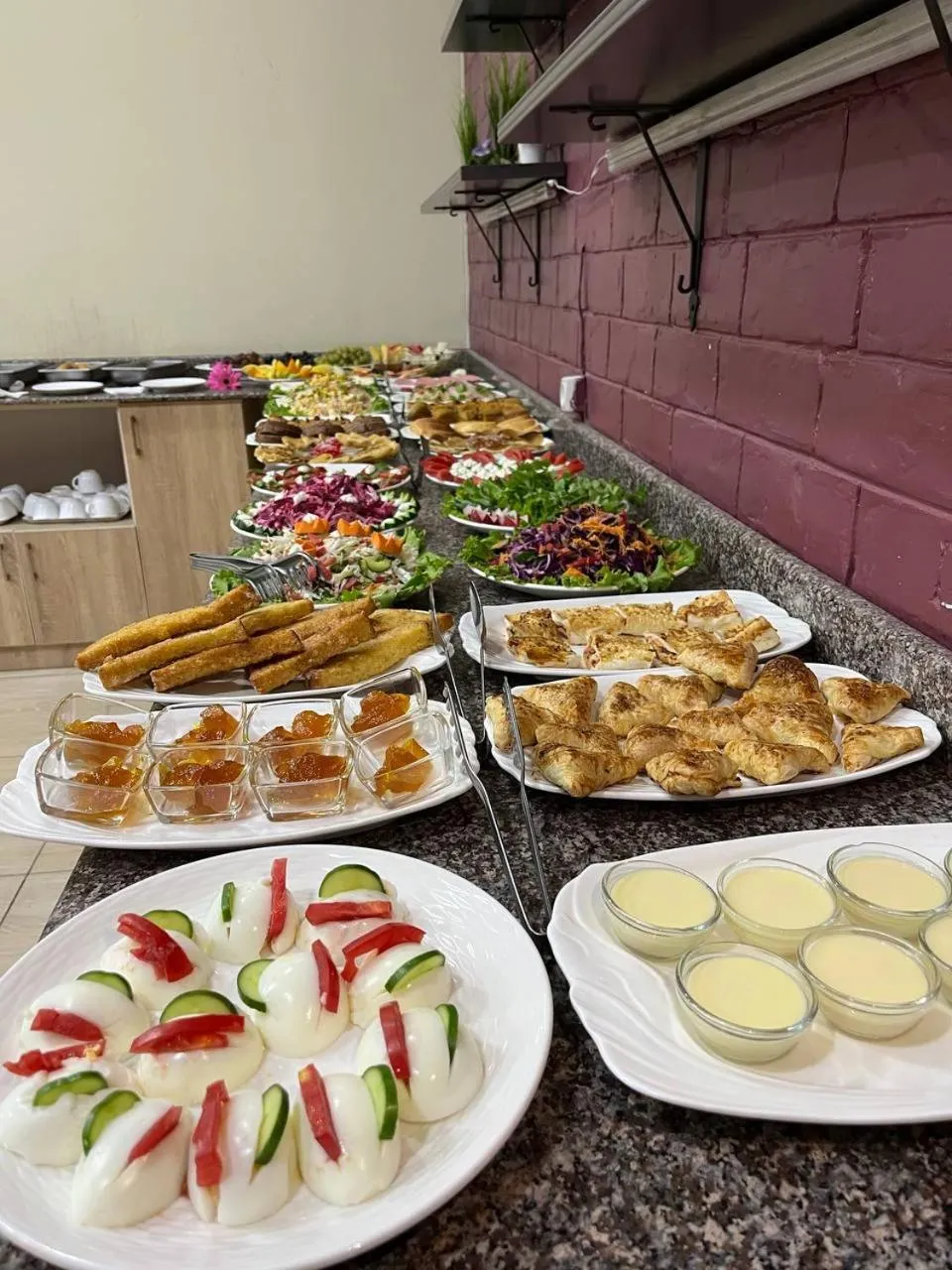 Food and drinks in AL ARDA HYATT