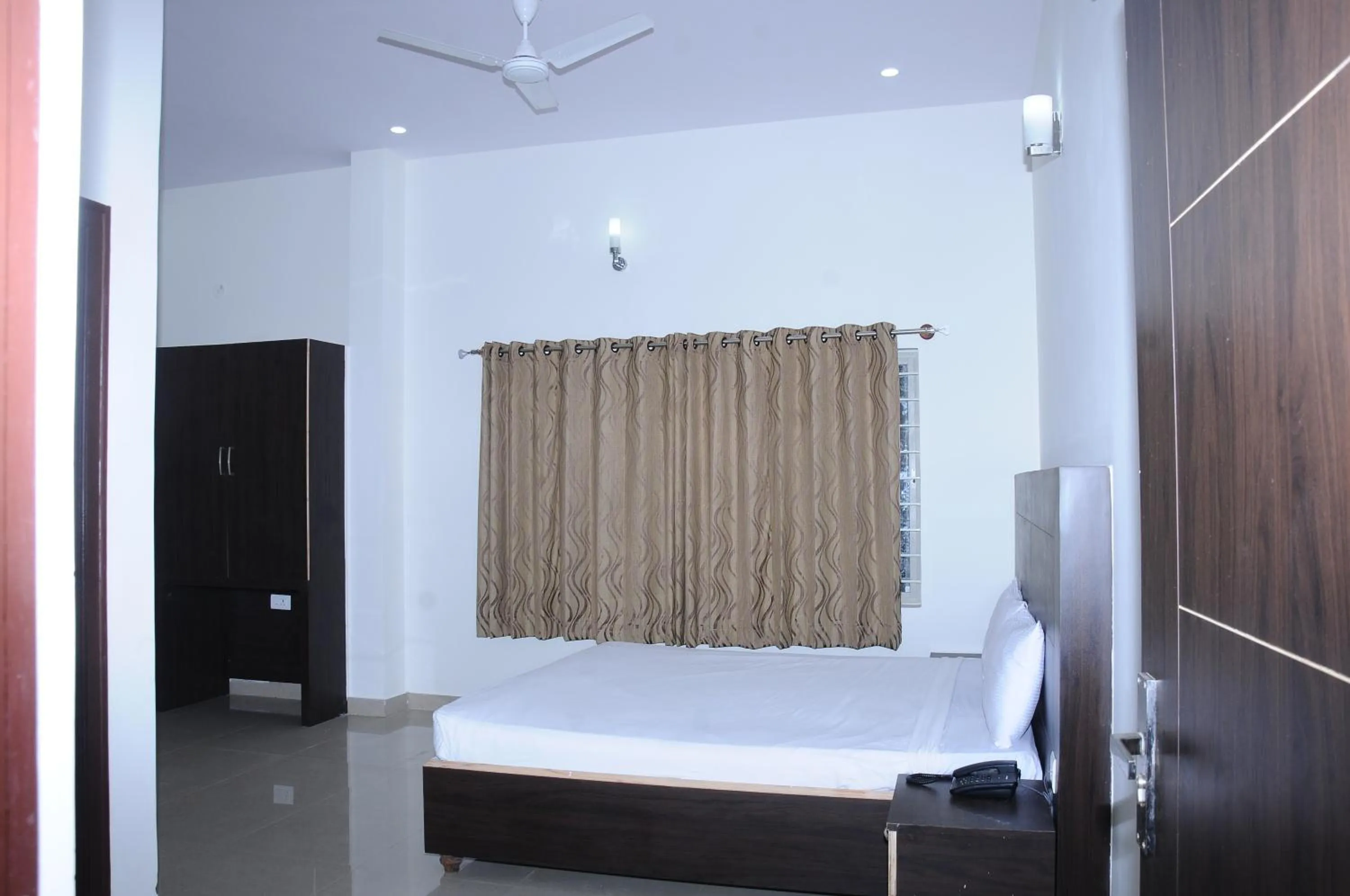 Photo of the whole room in Nijaguna Residency