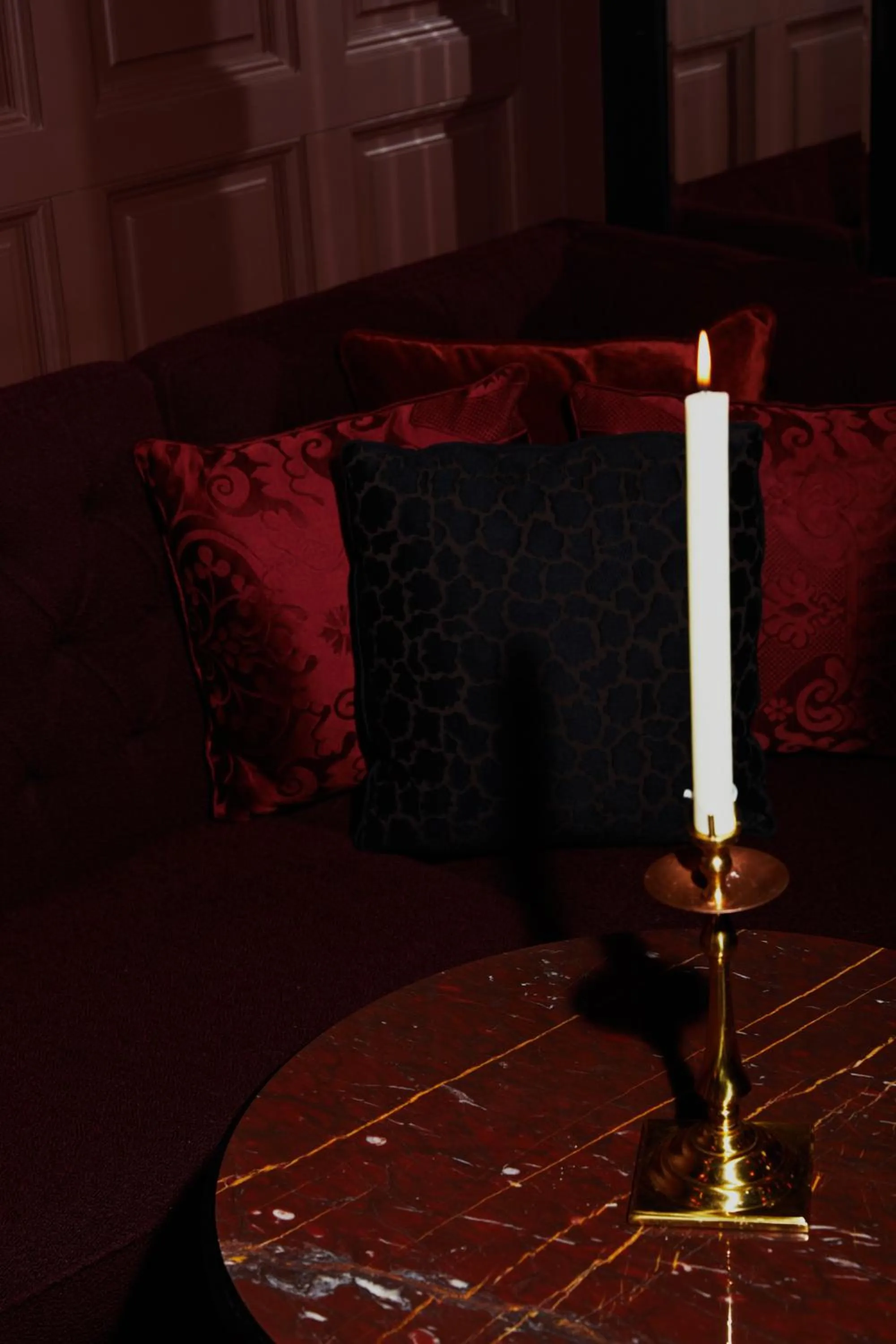 Lounge or bar in At Sloane