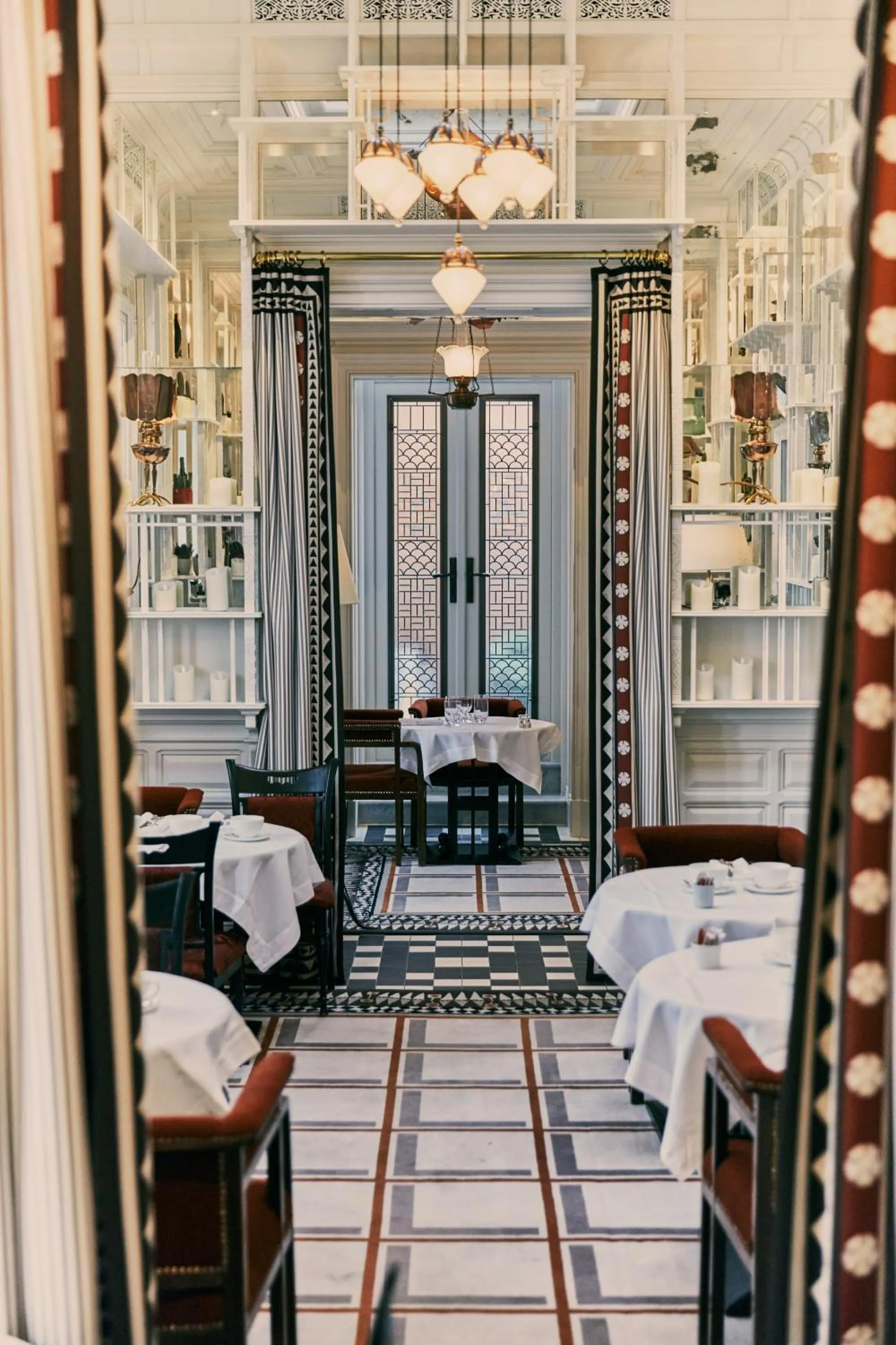 Restaurant/places to eat in At Sloane