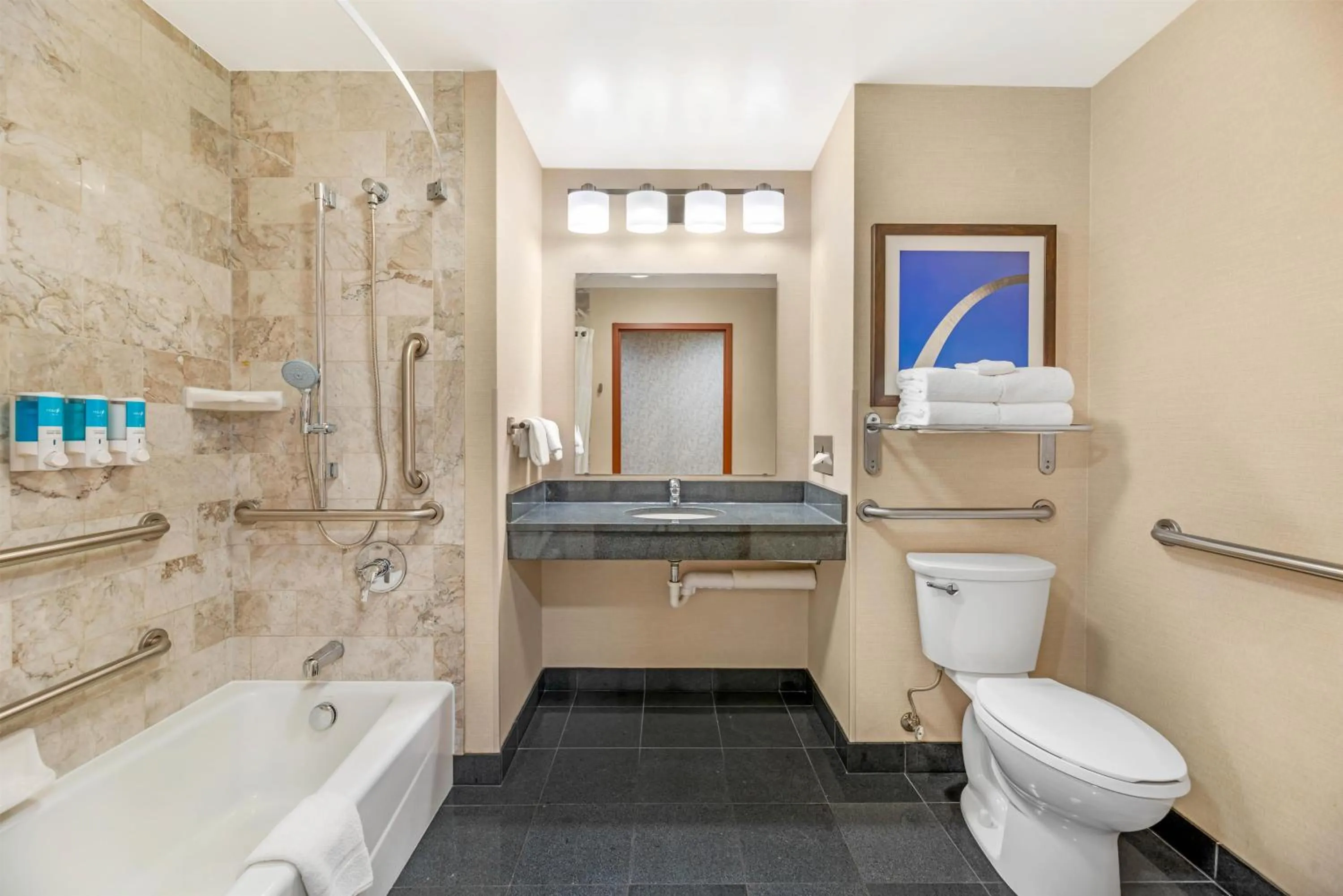 Bathroom in Drury Plaza Hotel St Louis Brentwood