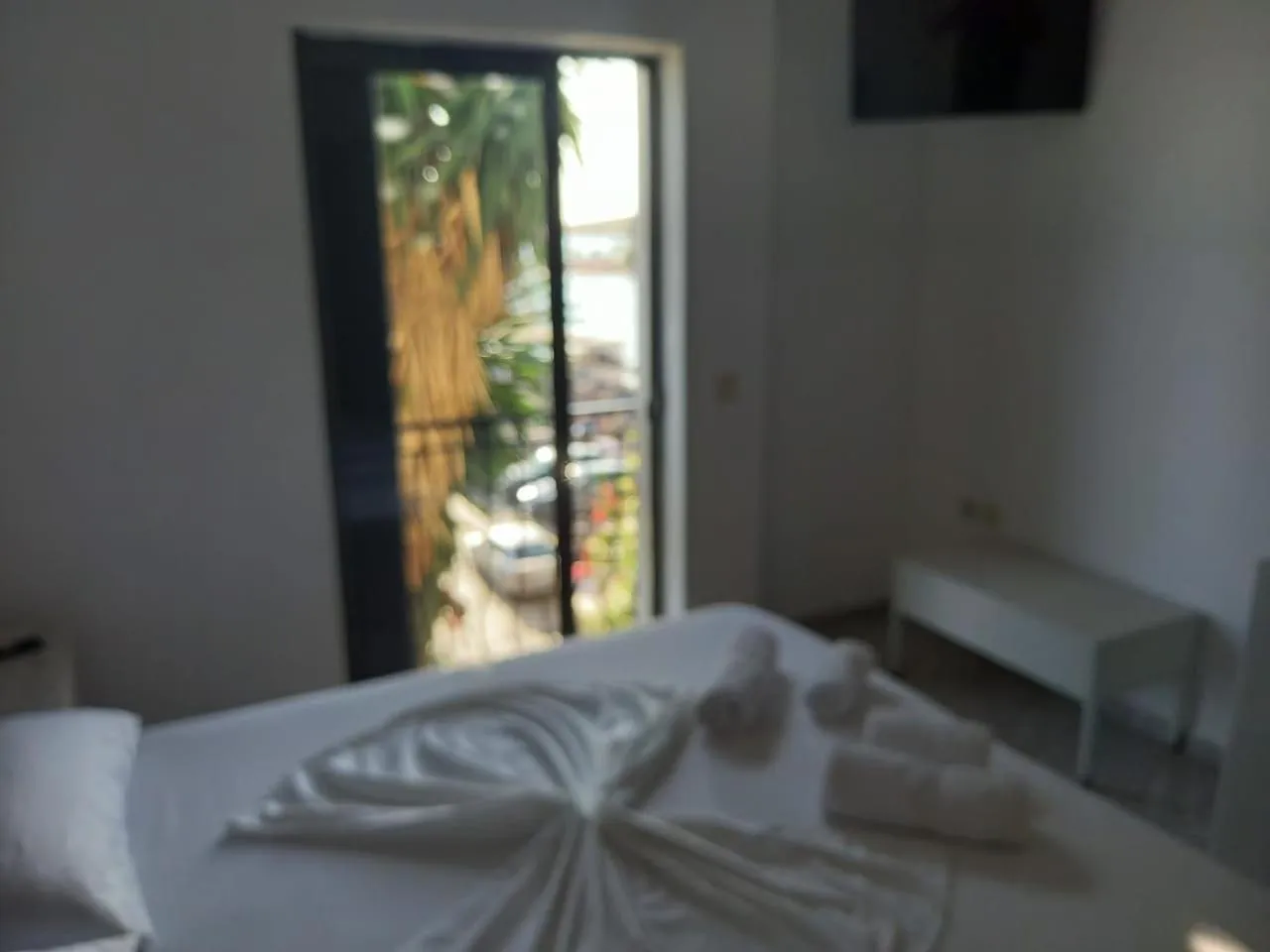 Bed in Sunset Aparthotel