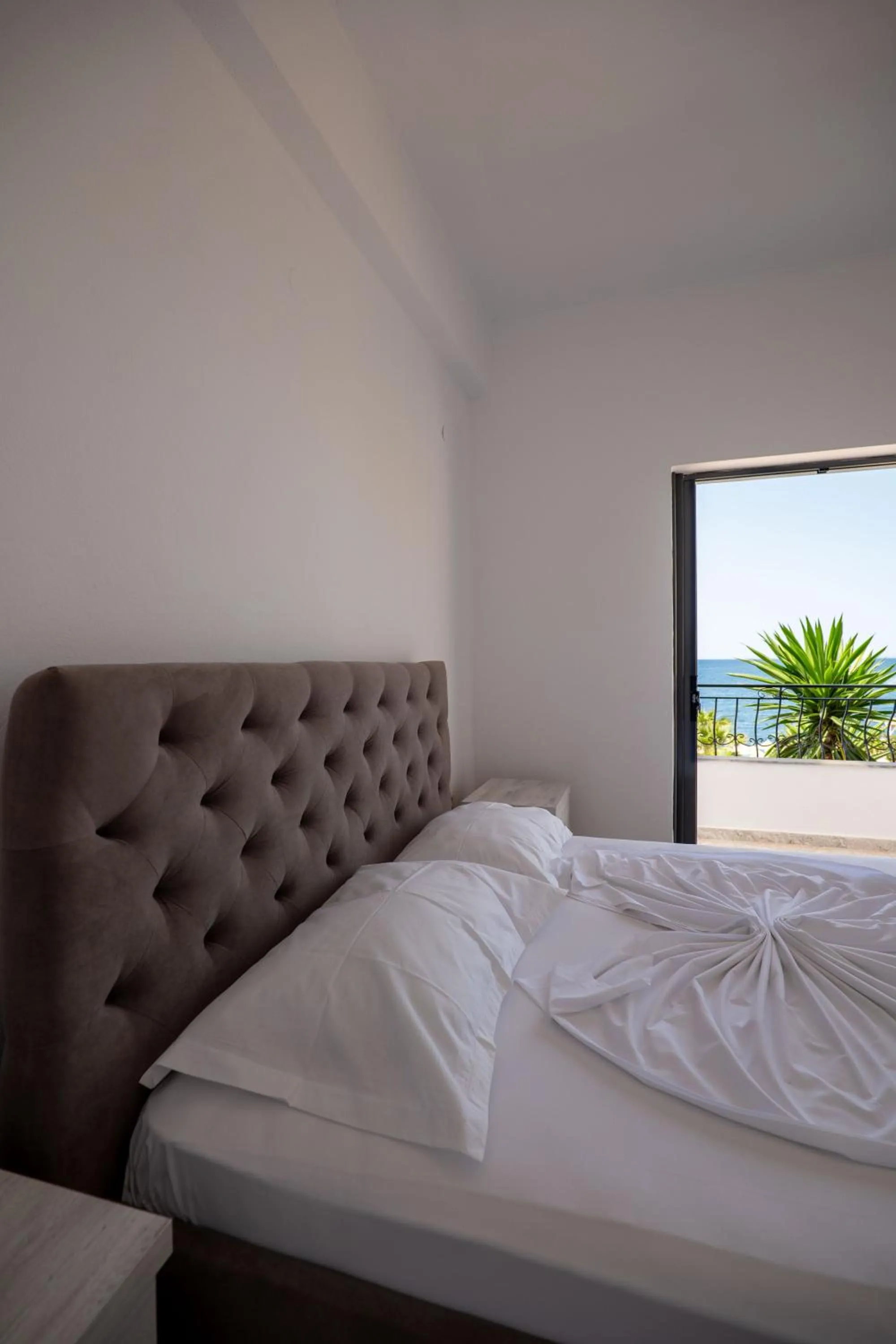 Bed in Sunset Aparthotel