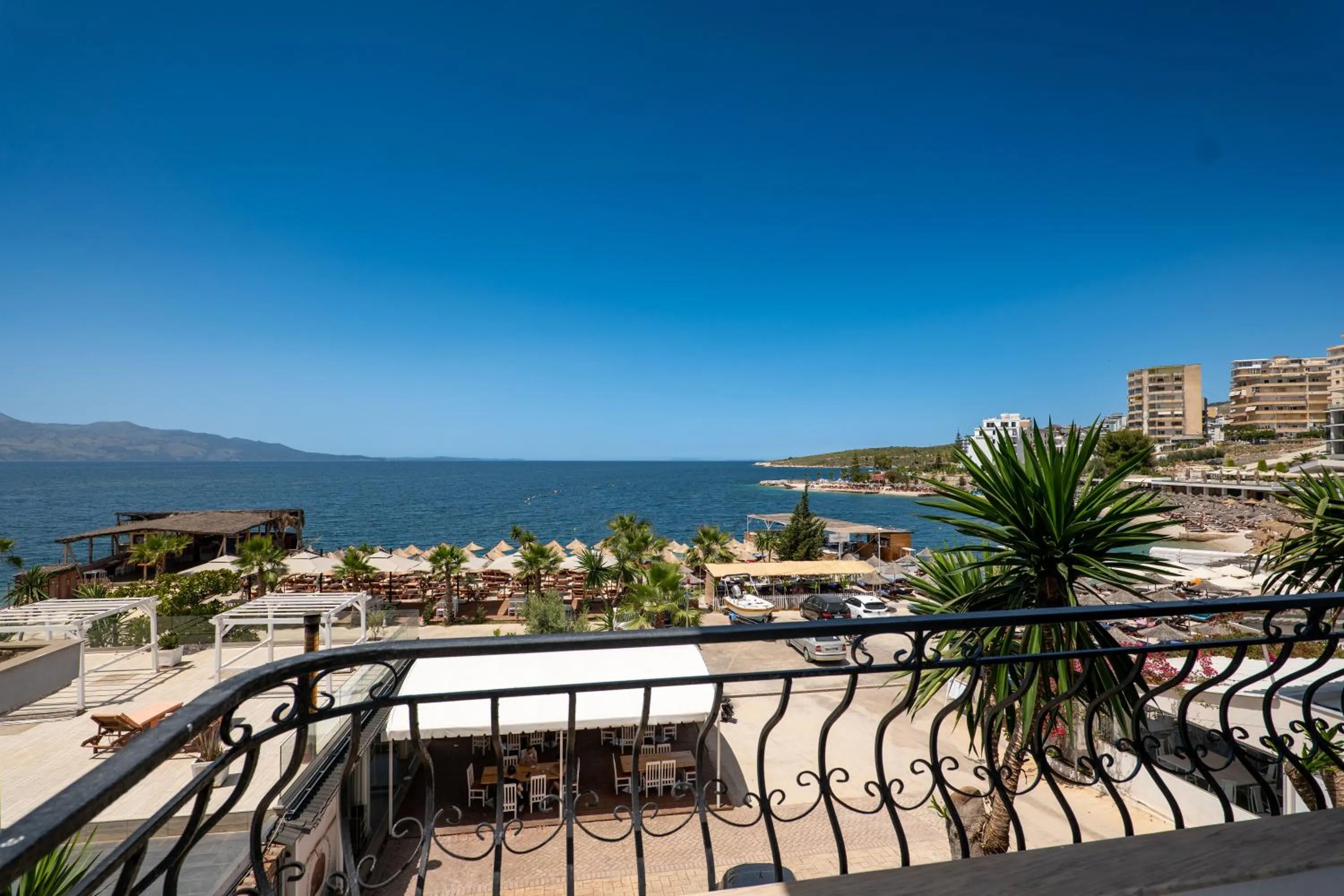 Day in Sunset Aparthotel