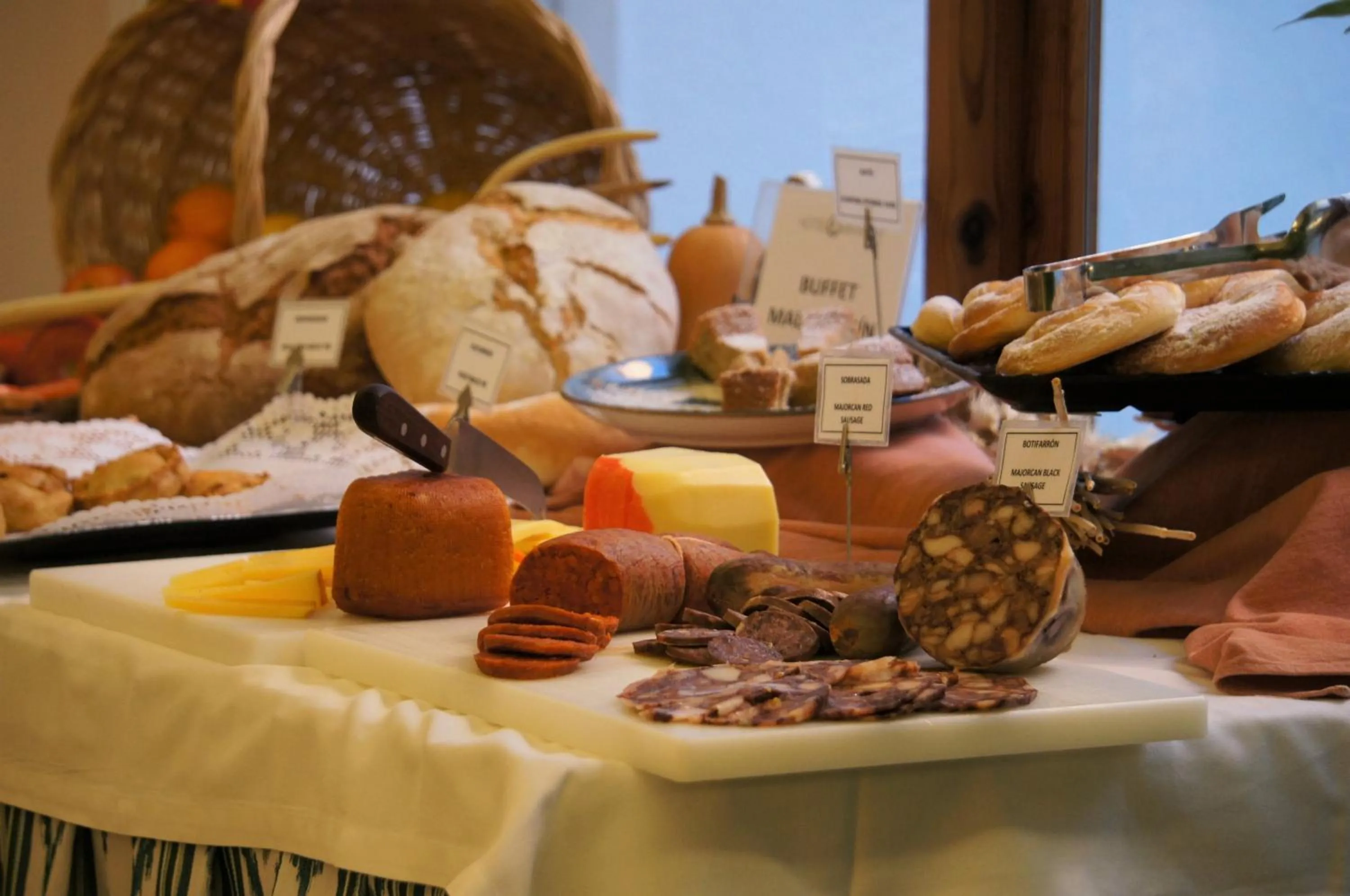 Buffet breakfast in Hotel Miramar Mallorca