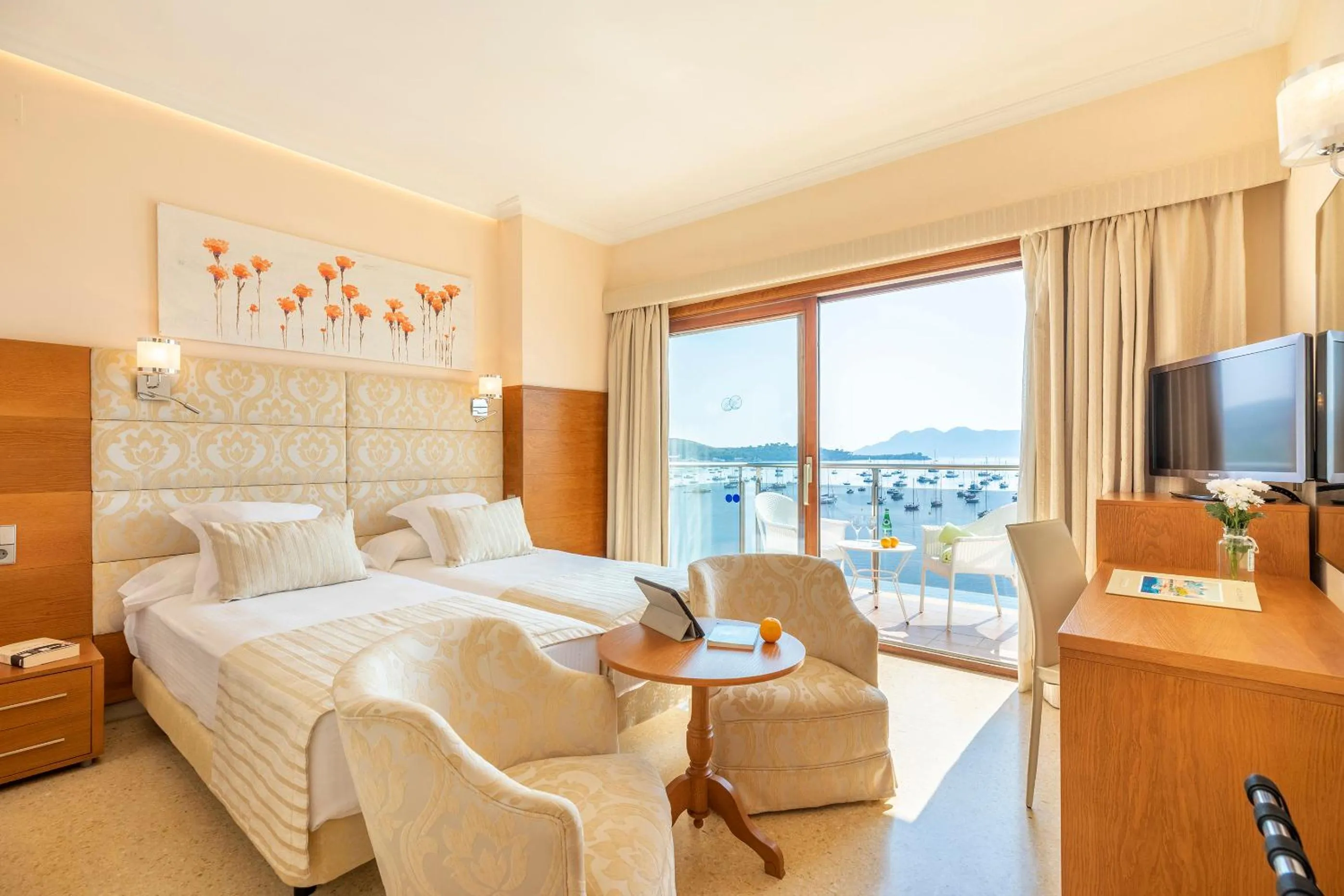 Photo of the whole room in Hotel Miramar Mallorca